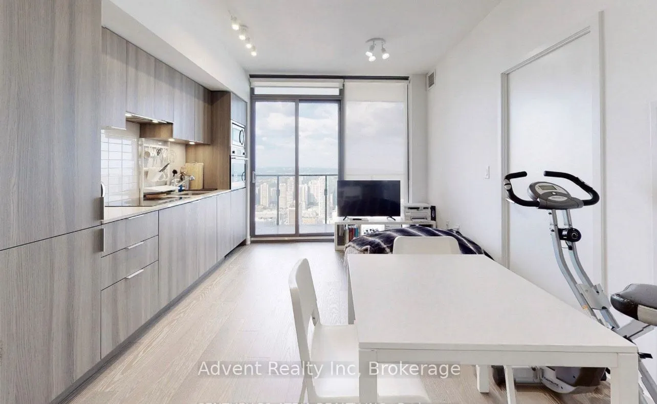 11 Wellesley Street W, #5213