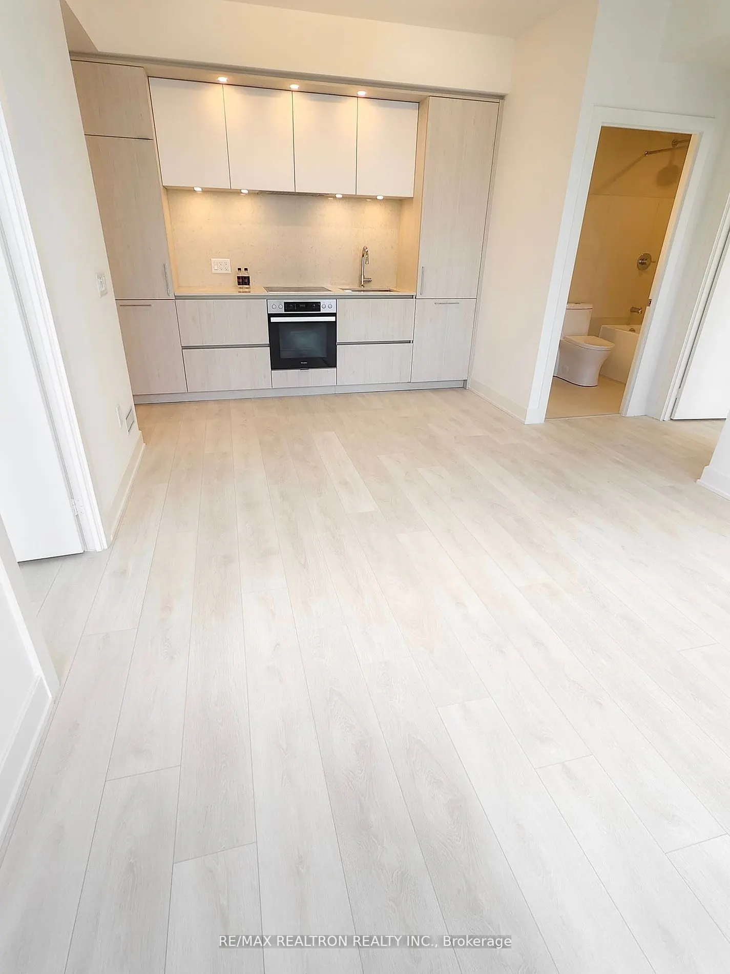 35 Mercer Street, #3611