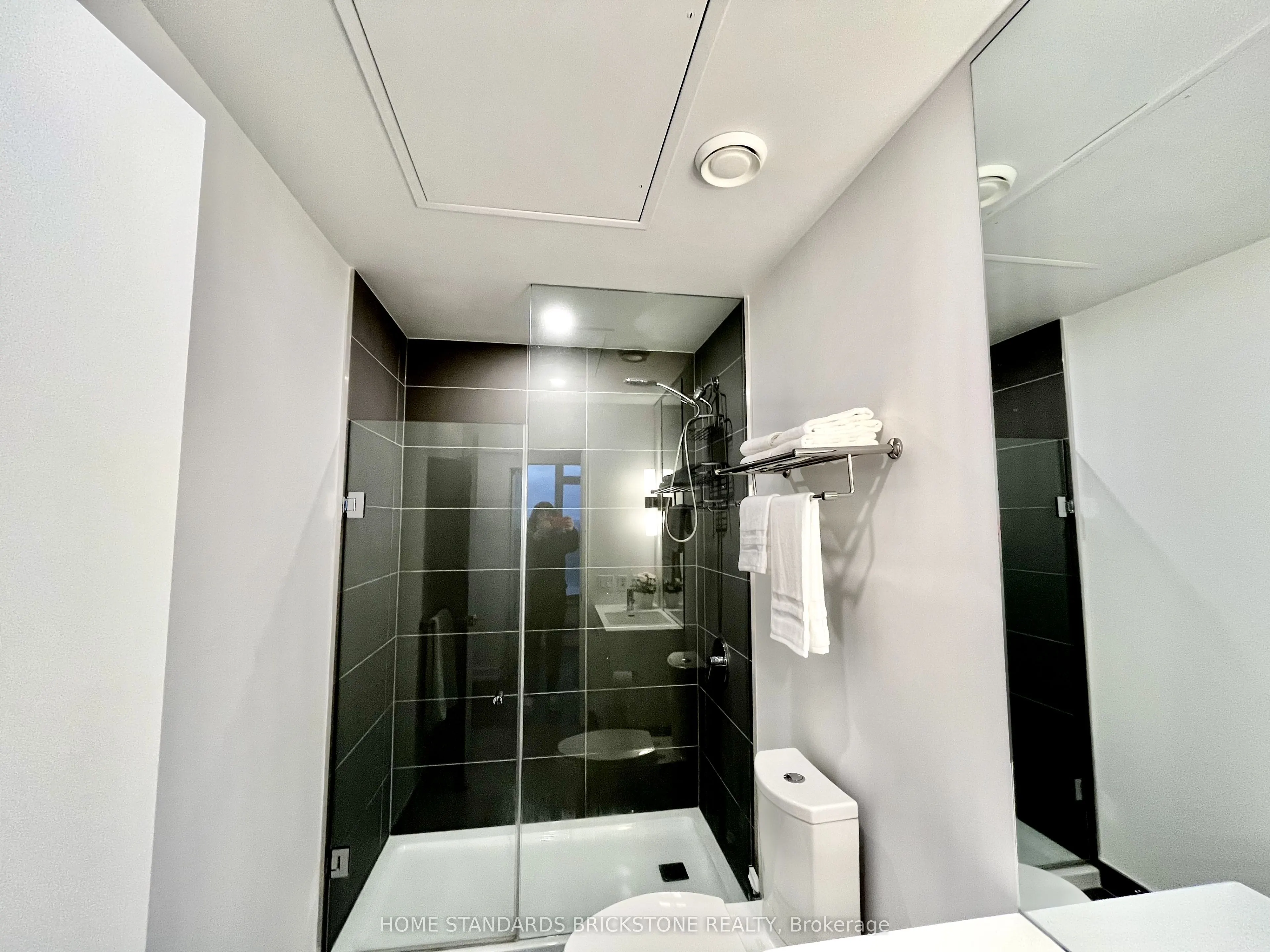 33 Helendale Avenue, #3004