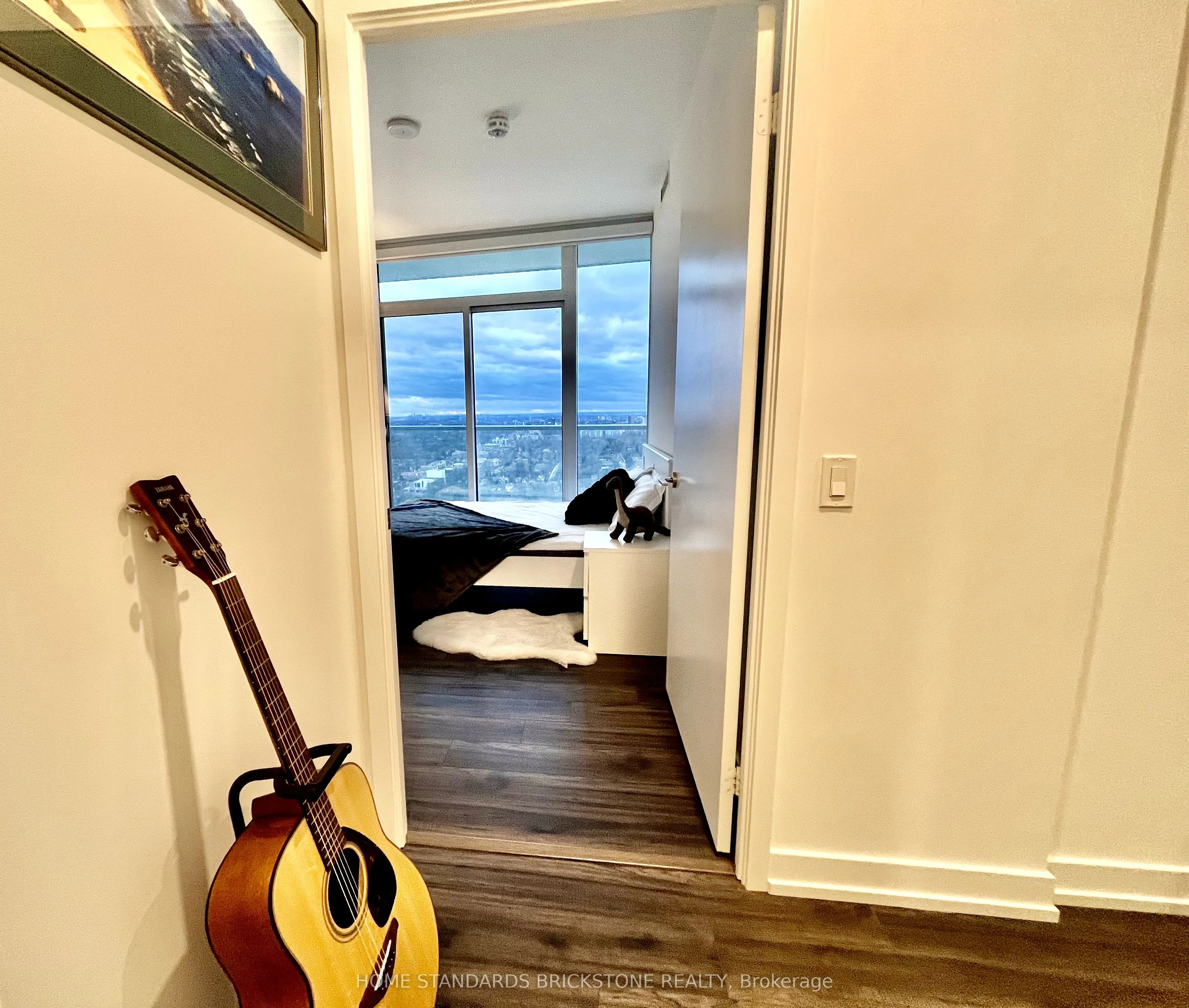 33 Helendale Avenue, #3004
