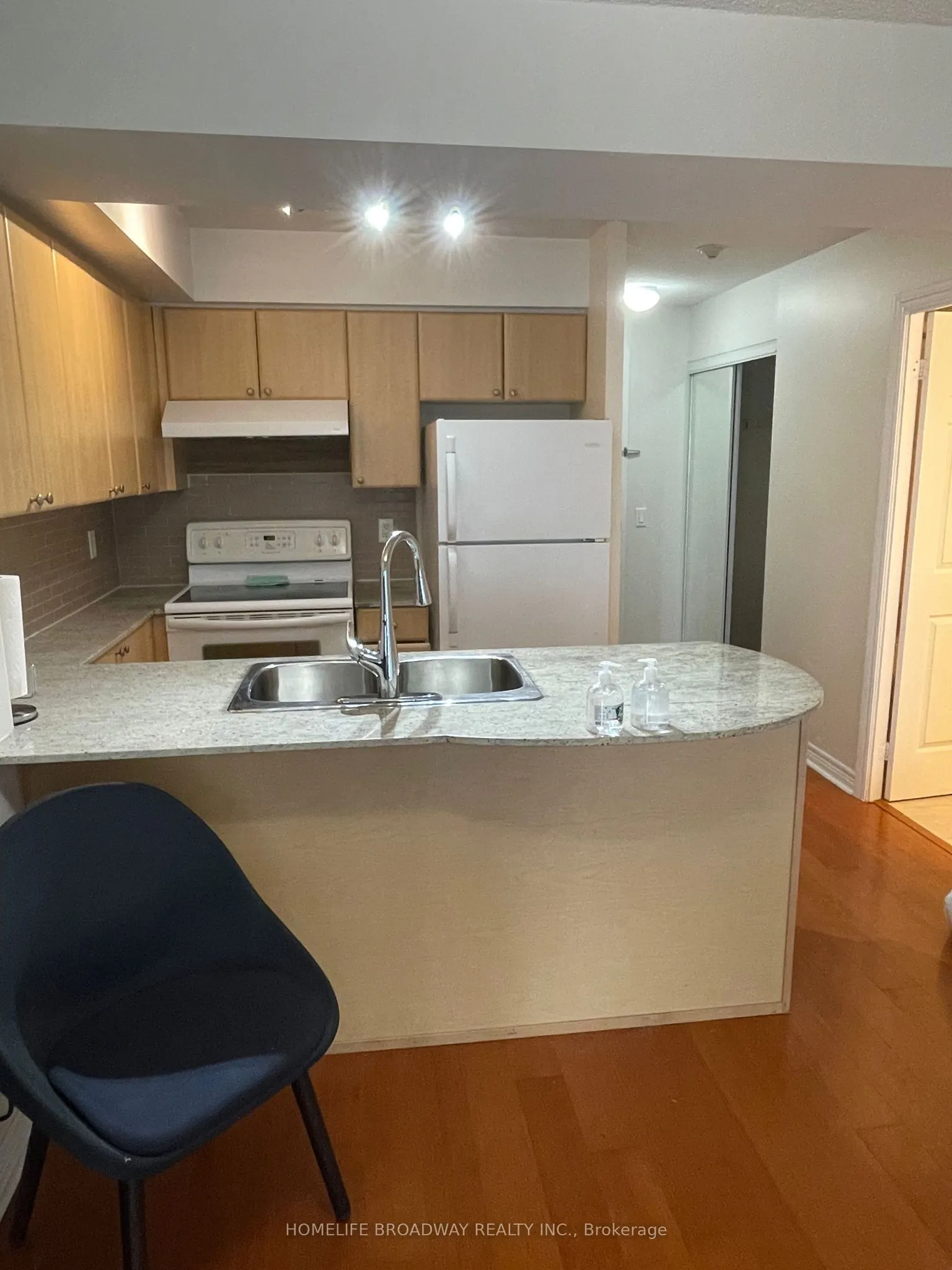 763 Bay Street, #2608