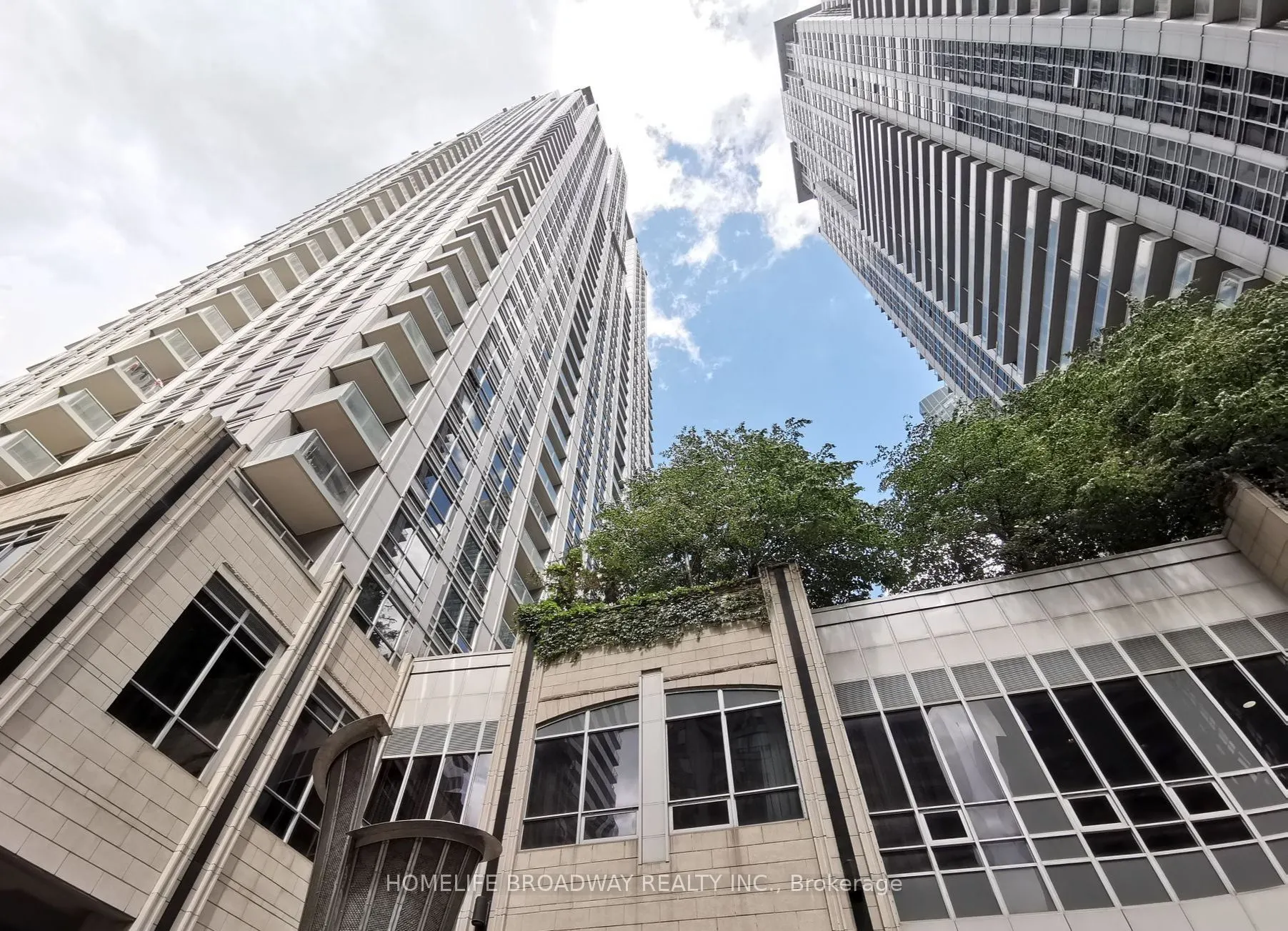 763 Bay Street, #2608