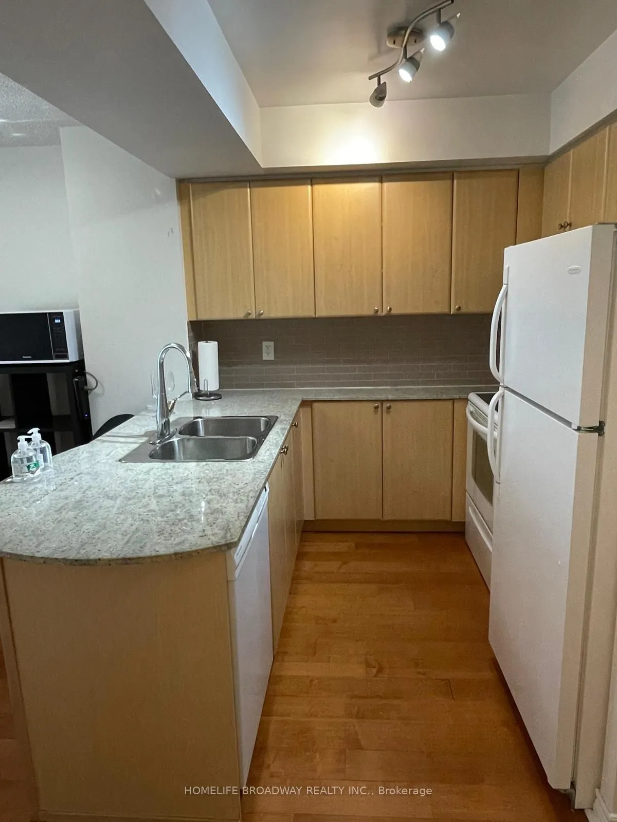 763 Bay Street, #2608