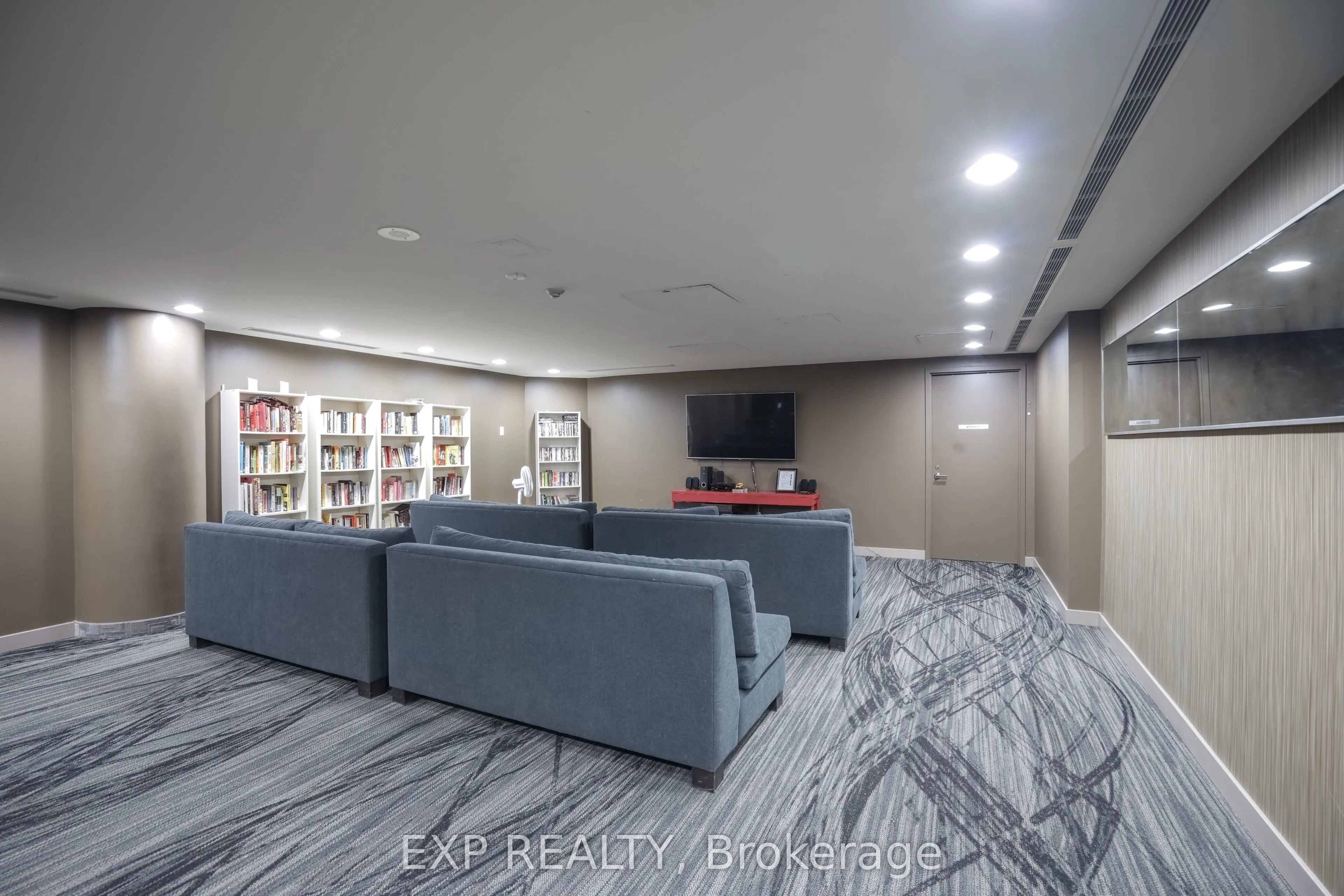 1171 Queen Street W, #1005