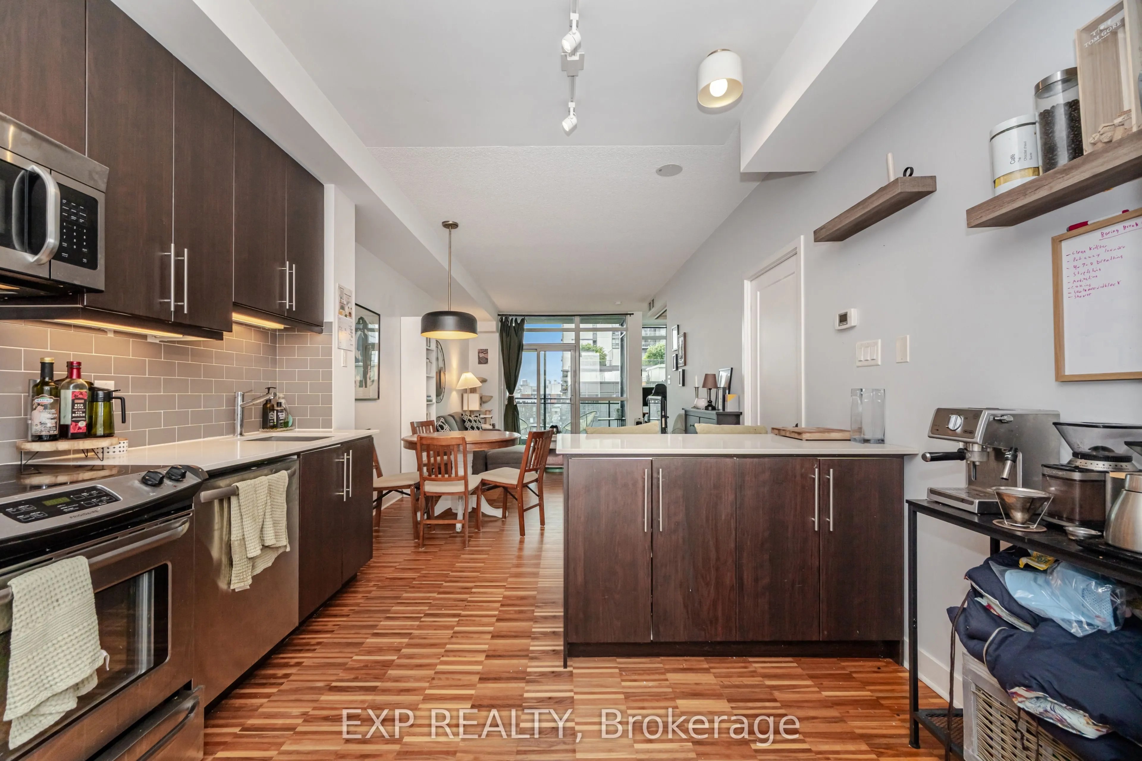 1171 Queen Street W, #1005