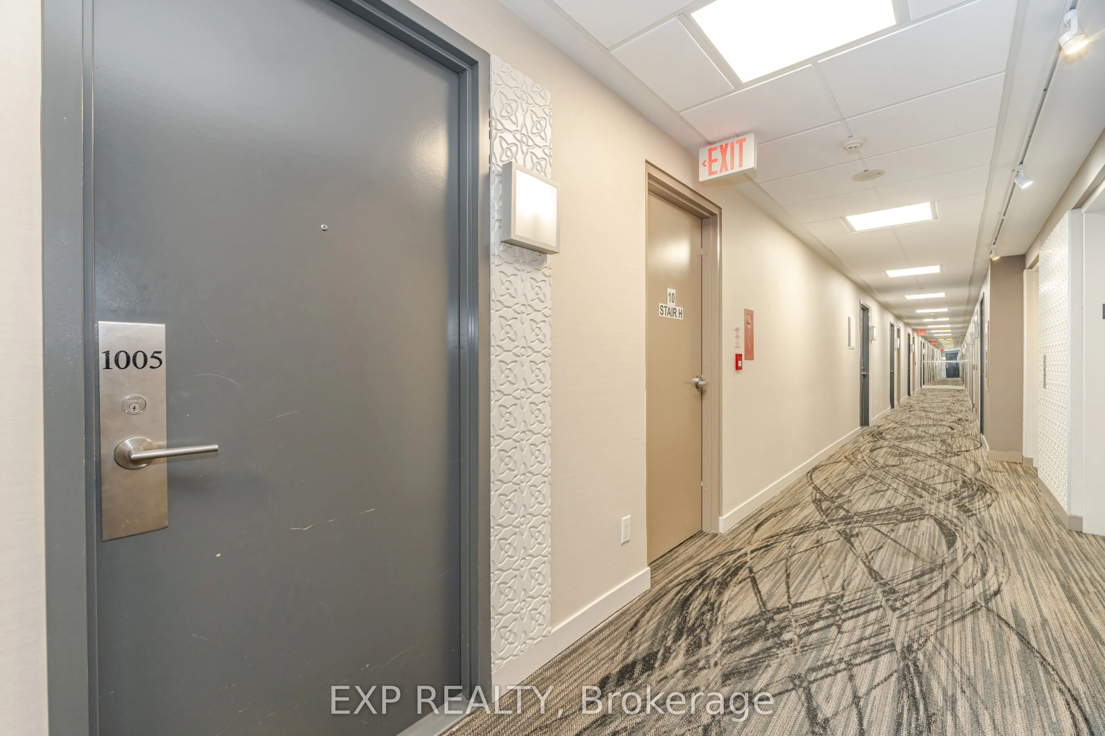 1171 Queen Street W, #1005