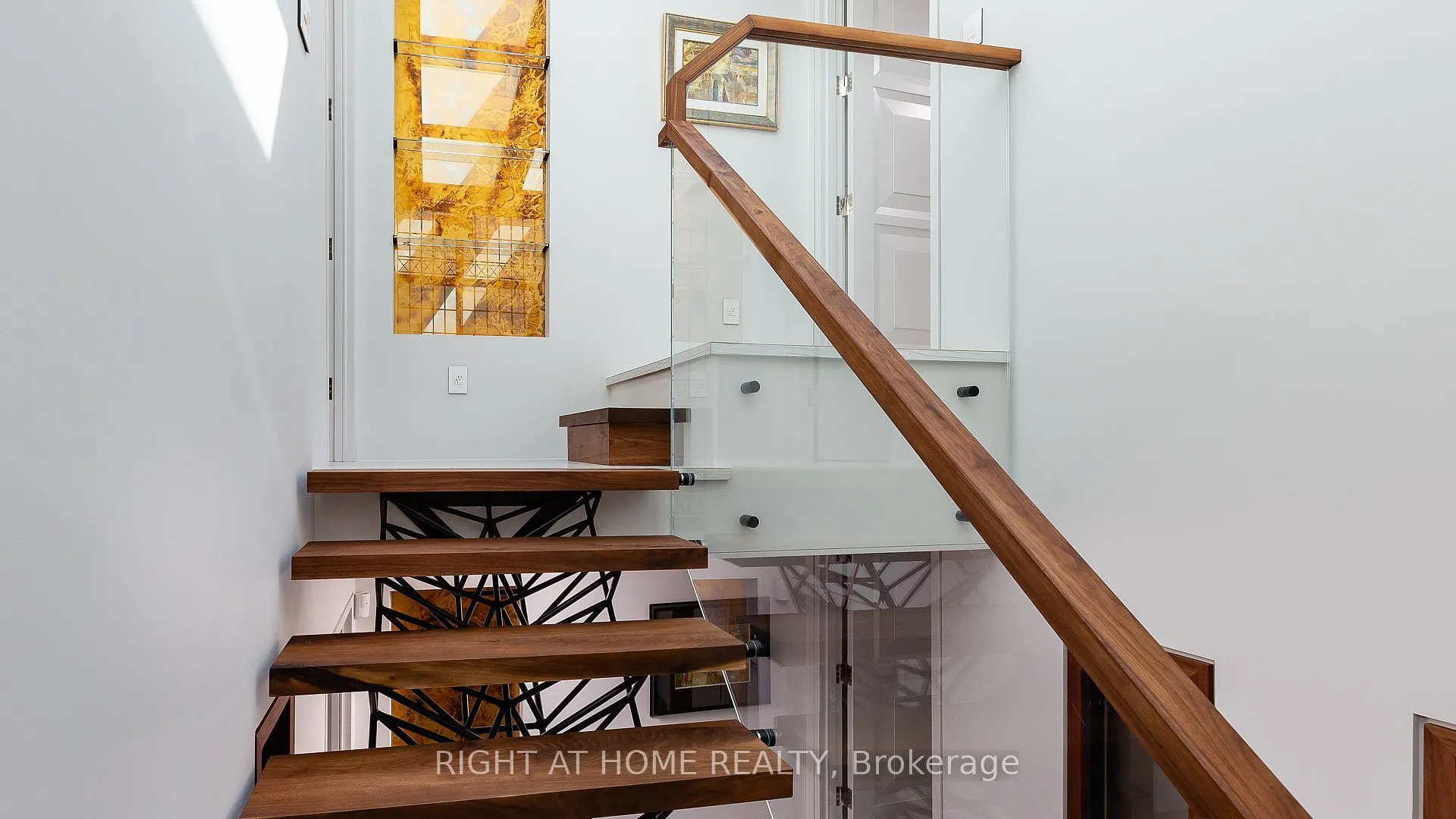 53 Hazelton Avenue