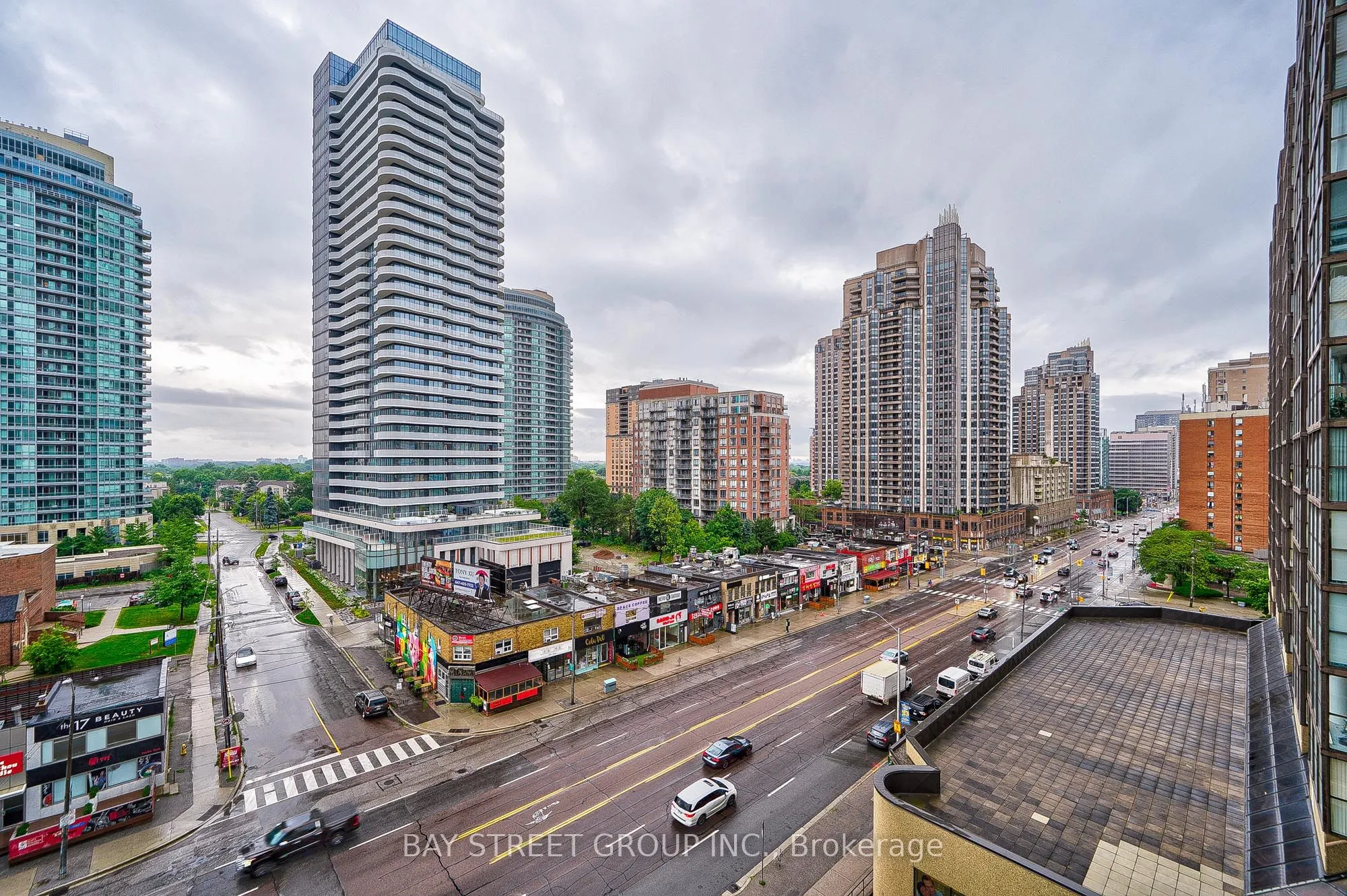 5500 Yonge Street, #803