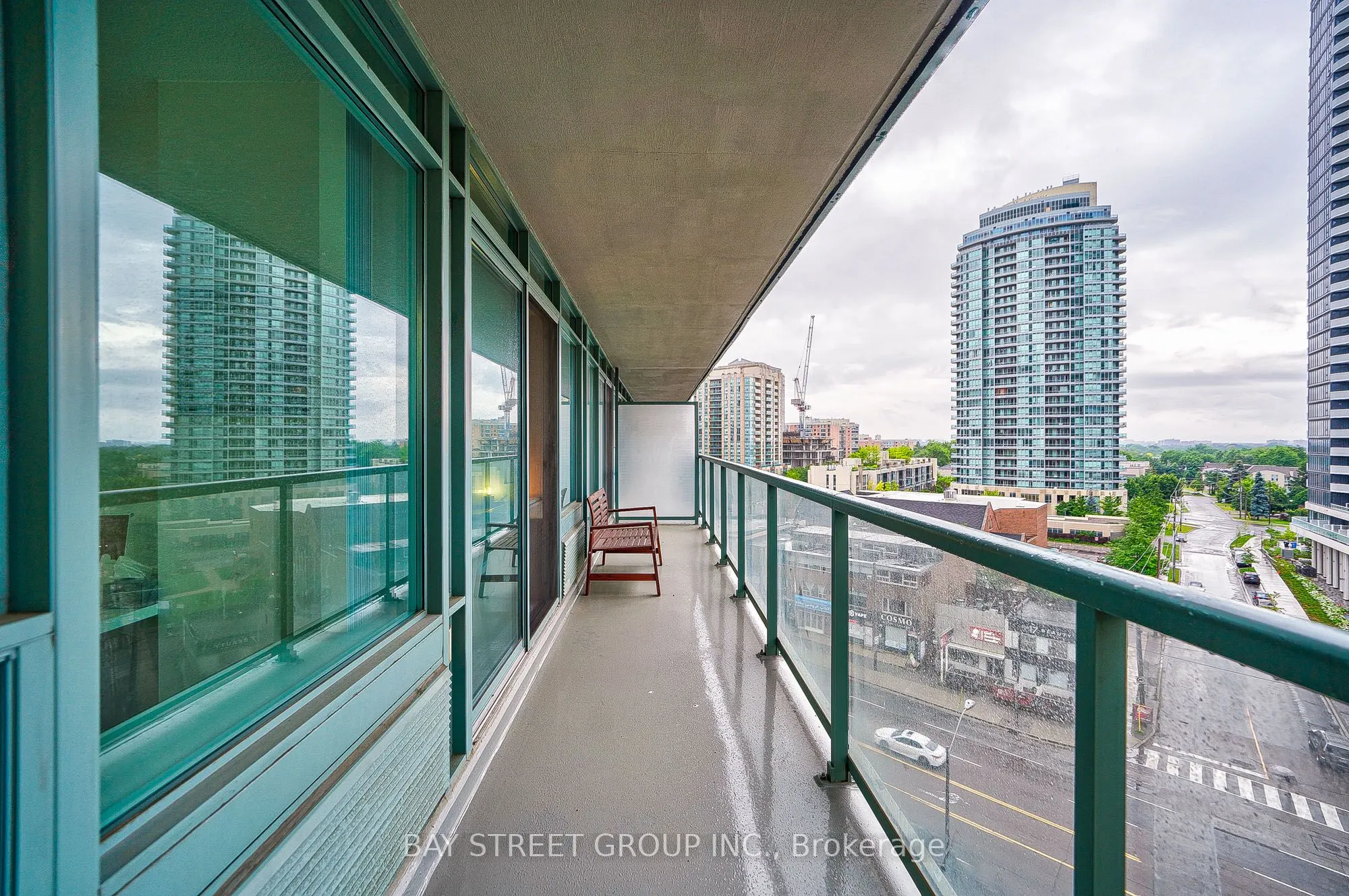 5500 Yonge Street, #803