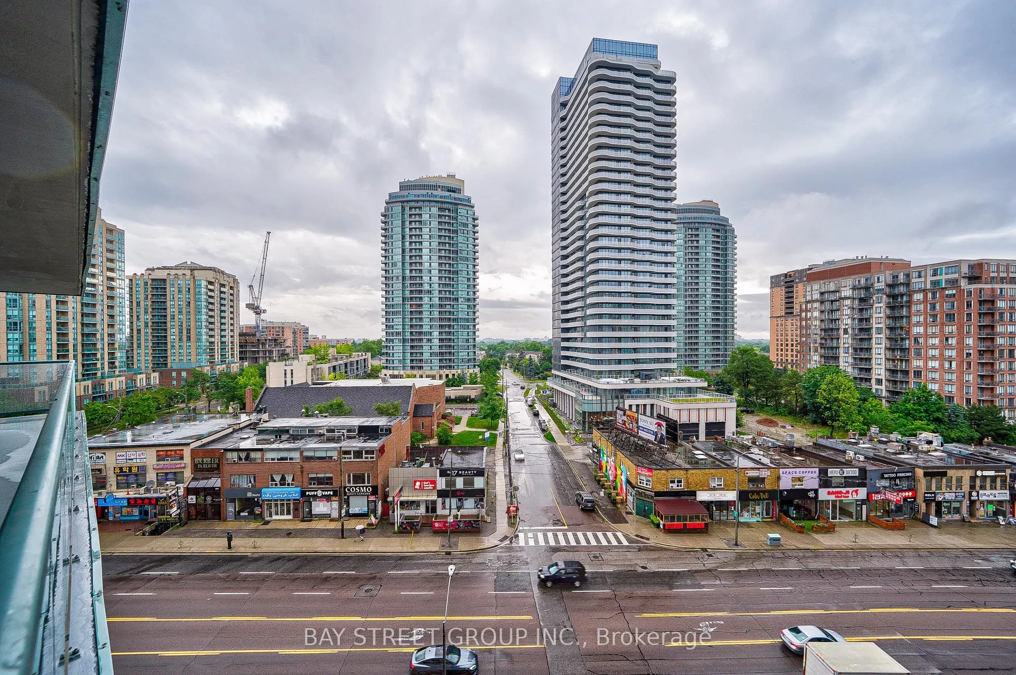 5500 Yonge Street, #803
