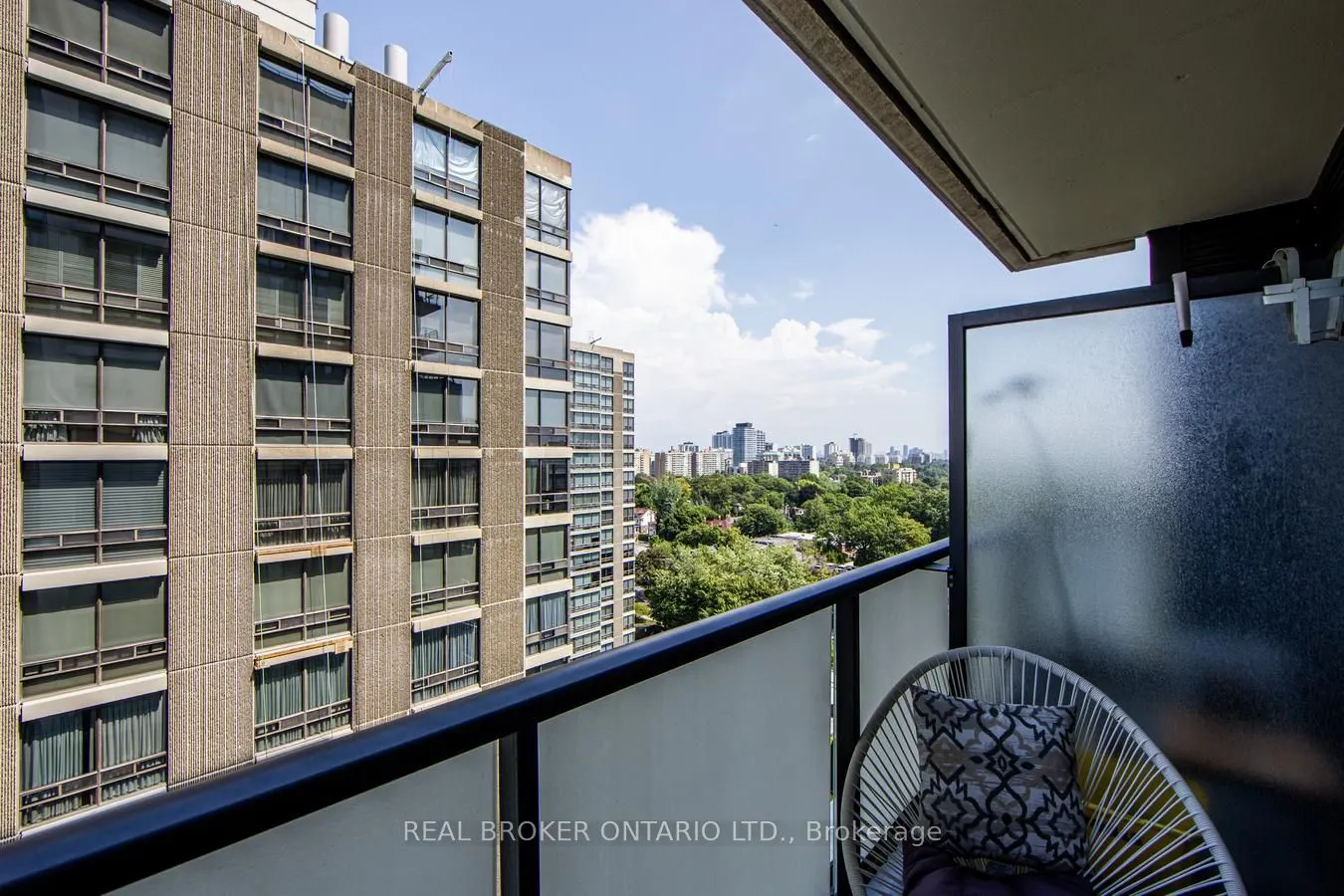 609 Avenue Road, #10