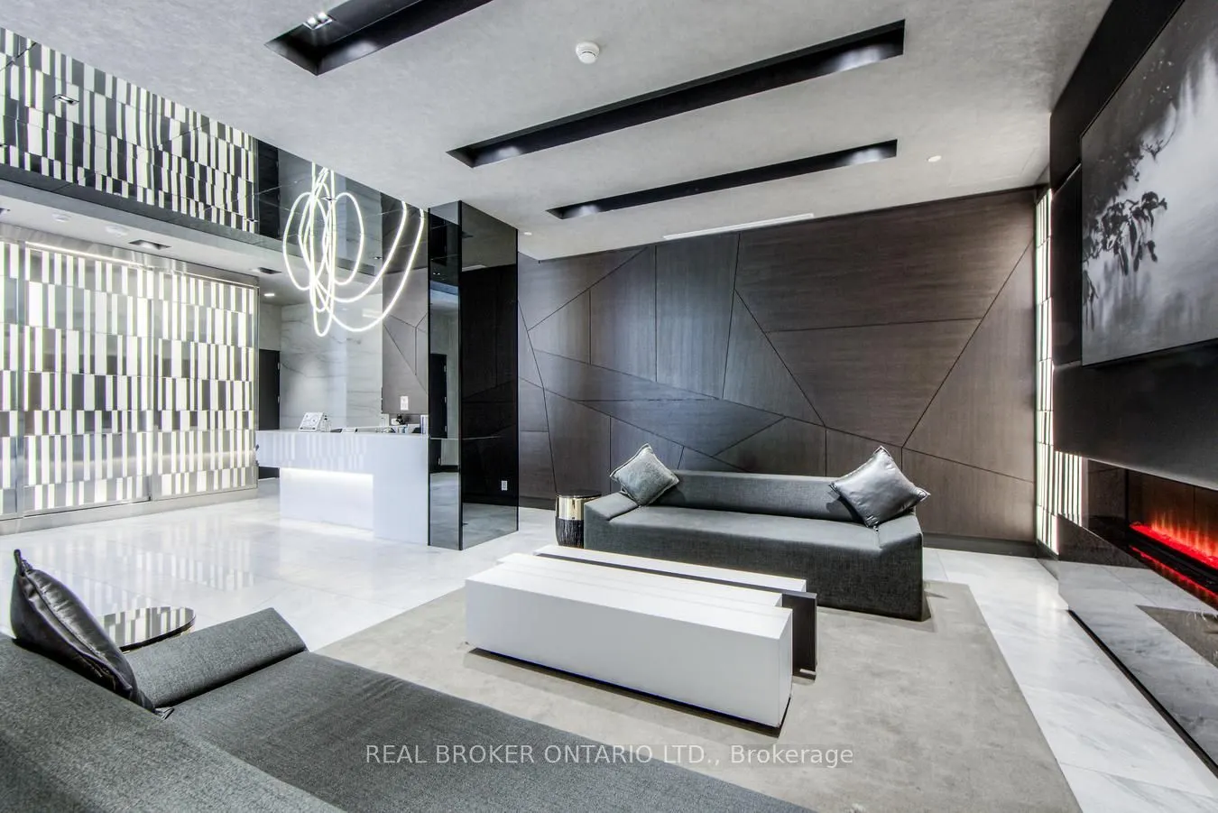 609 Avenue Road, #10