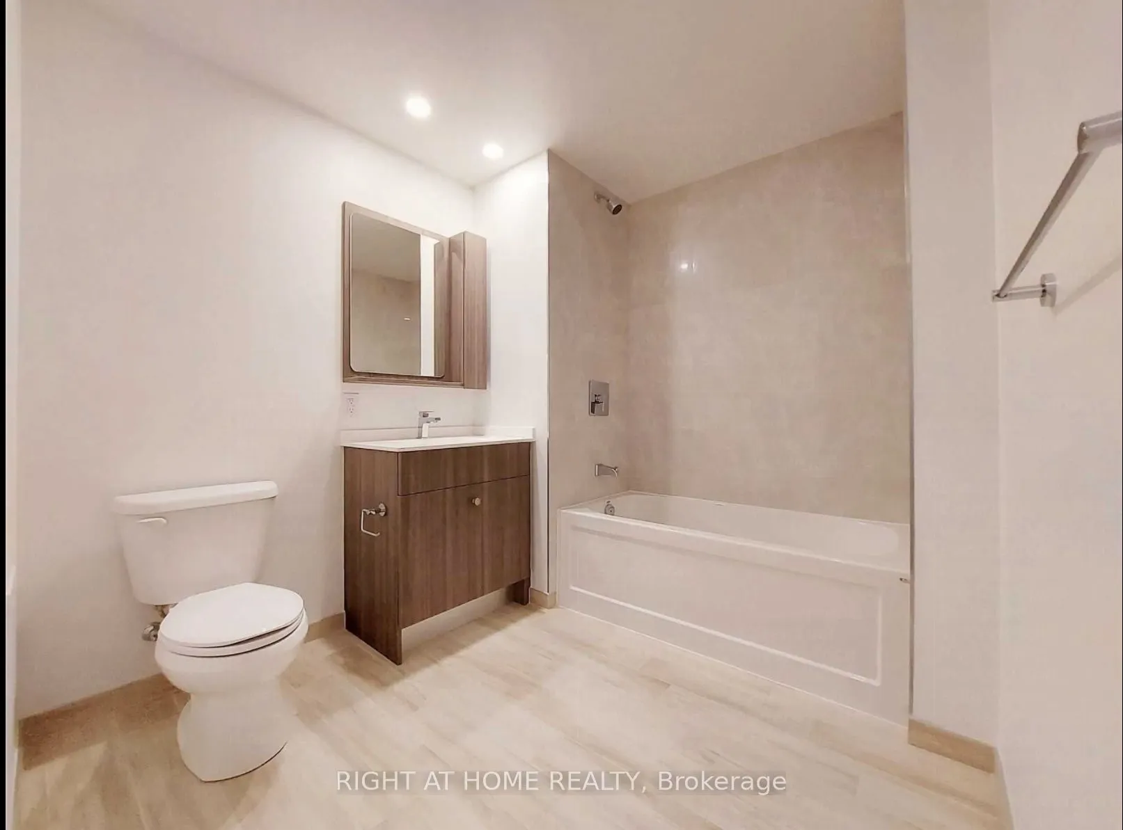 75 Canterbury Place, #2901