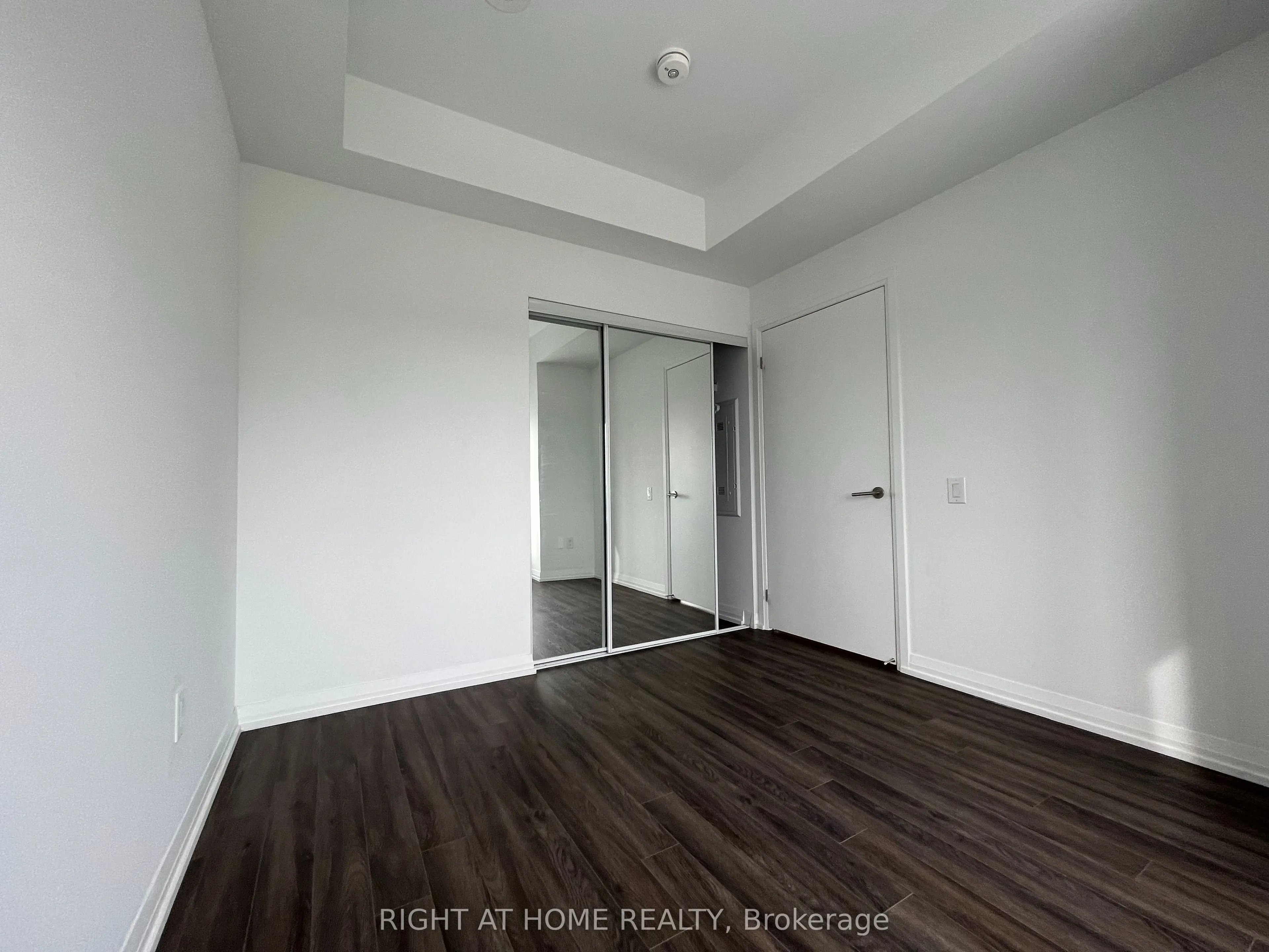75 Canterbury Place, #2901