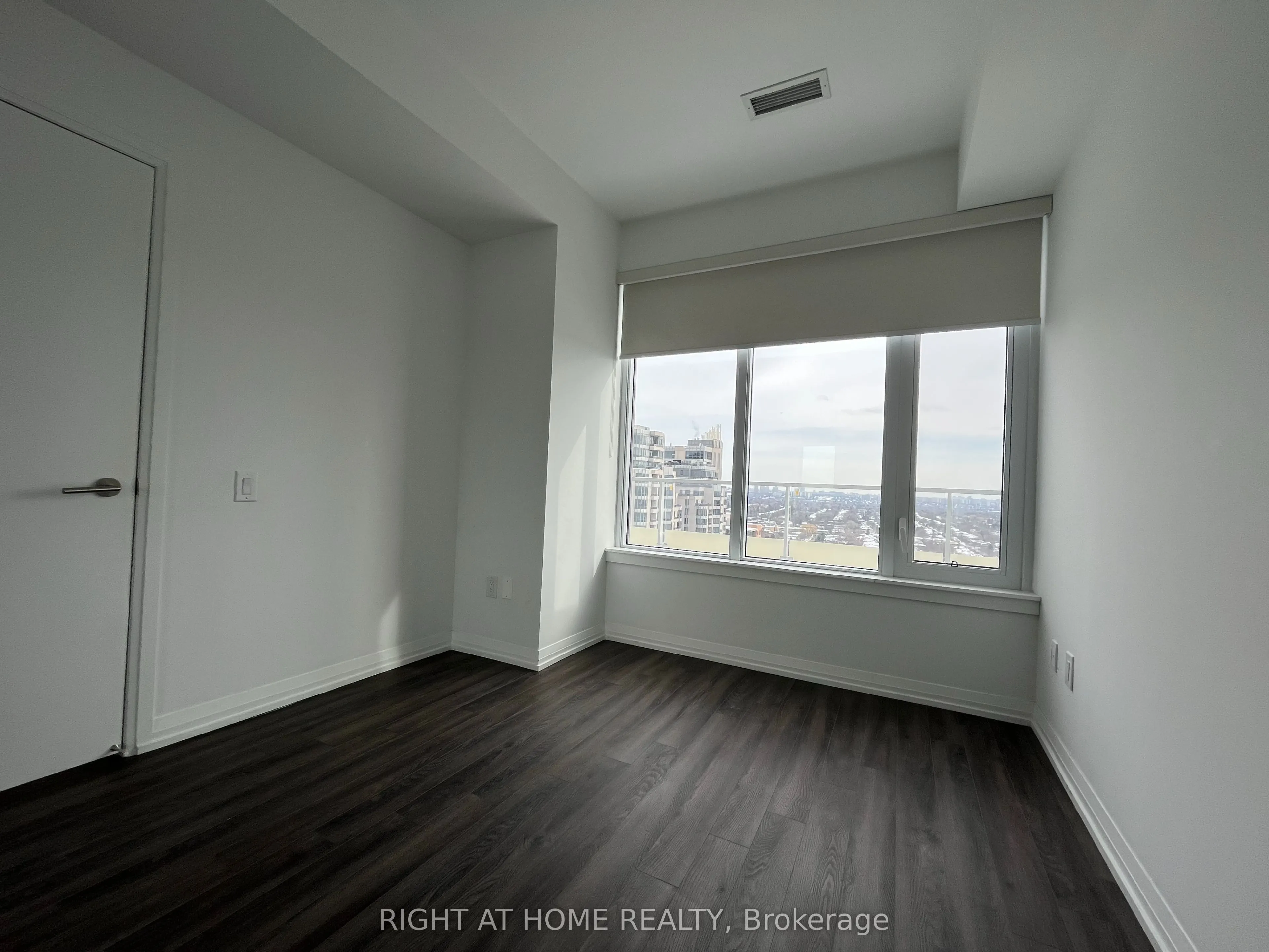 75 Canterbury Place, #2901