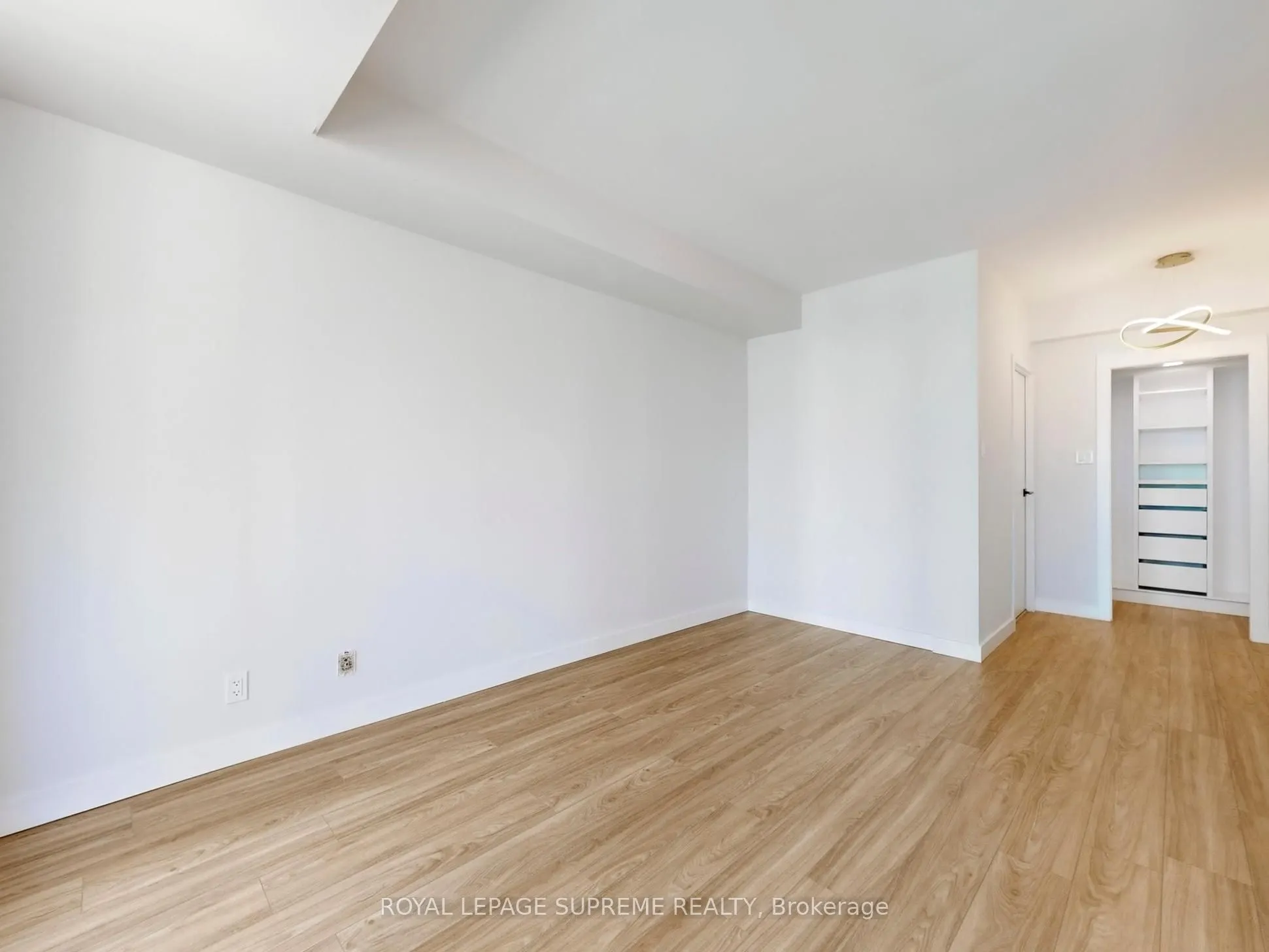 10 Queens Quay W, #2210