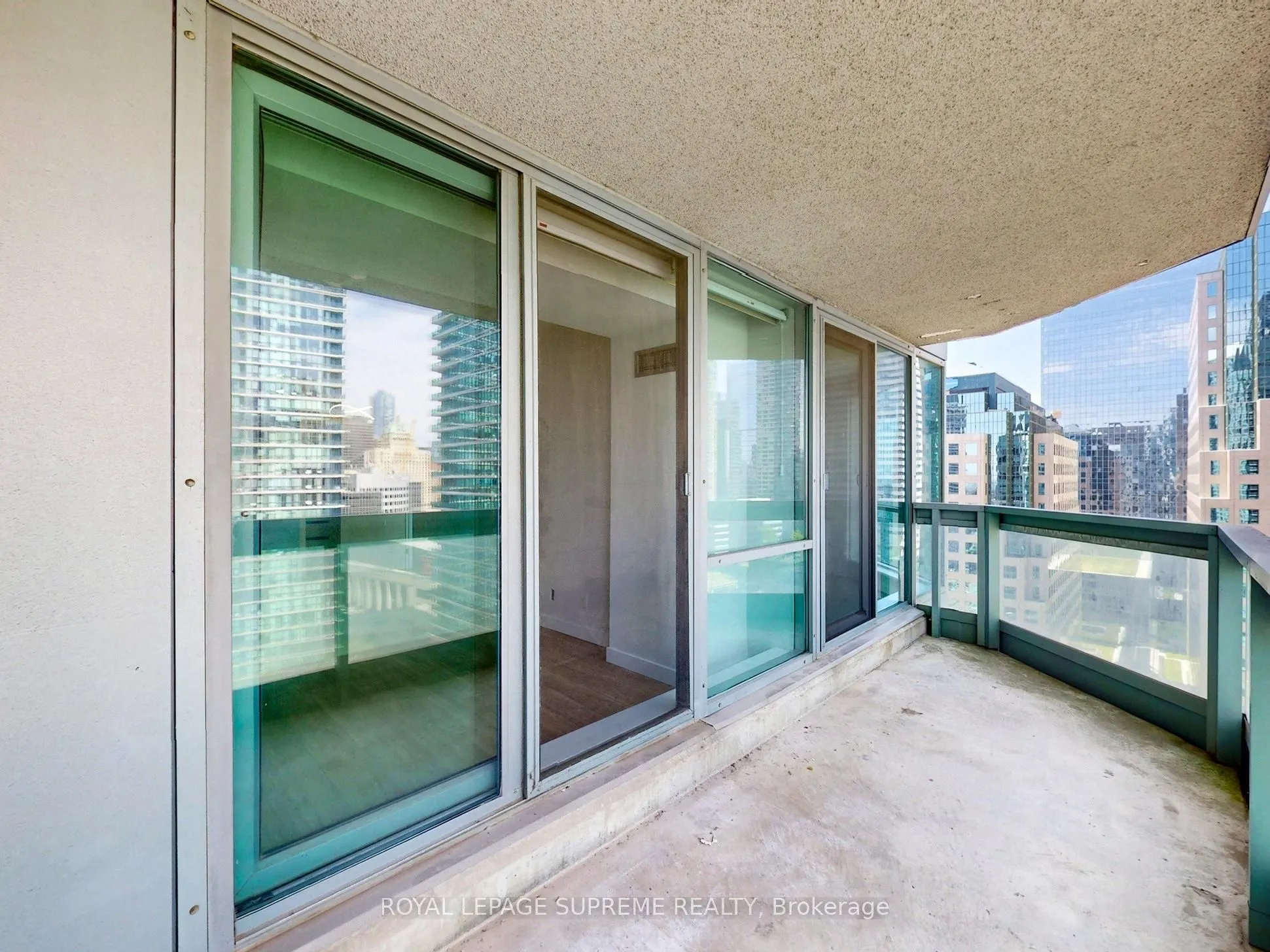 10 Queens Quay W, #2210