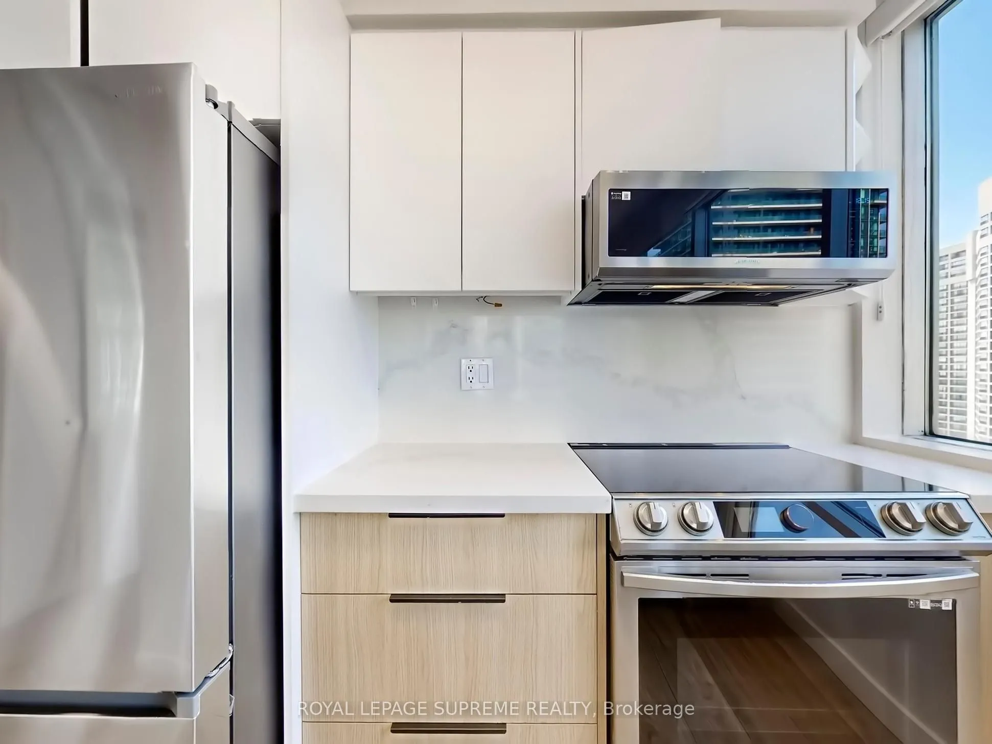 10 Queens Quay W, #2210