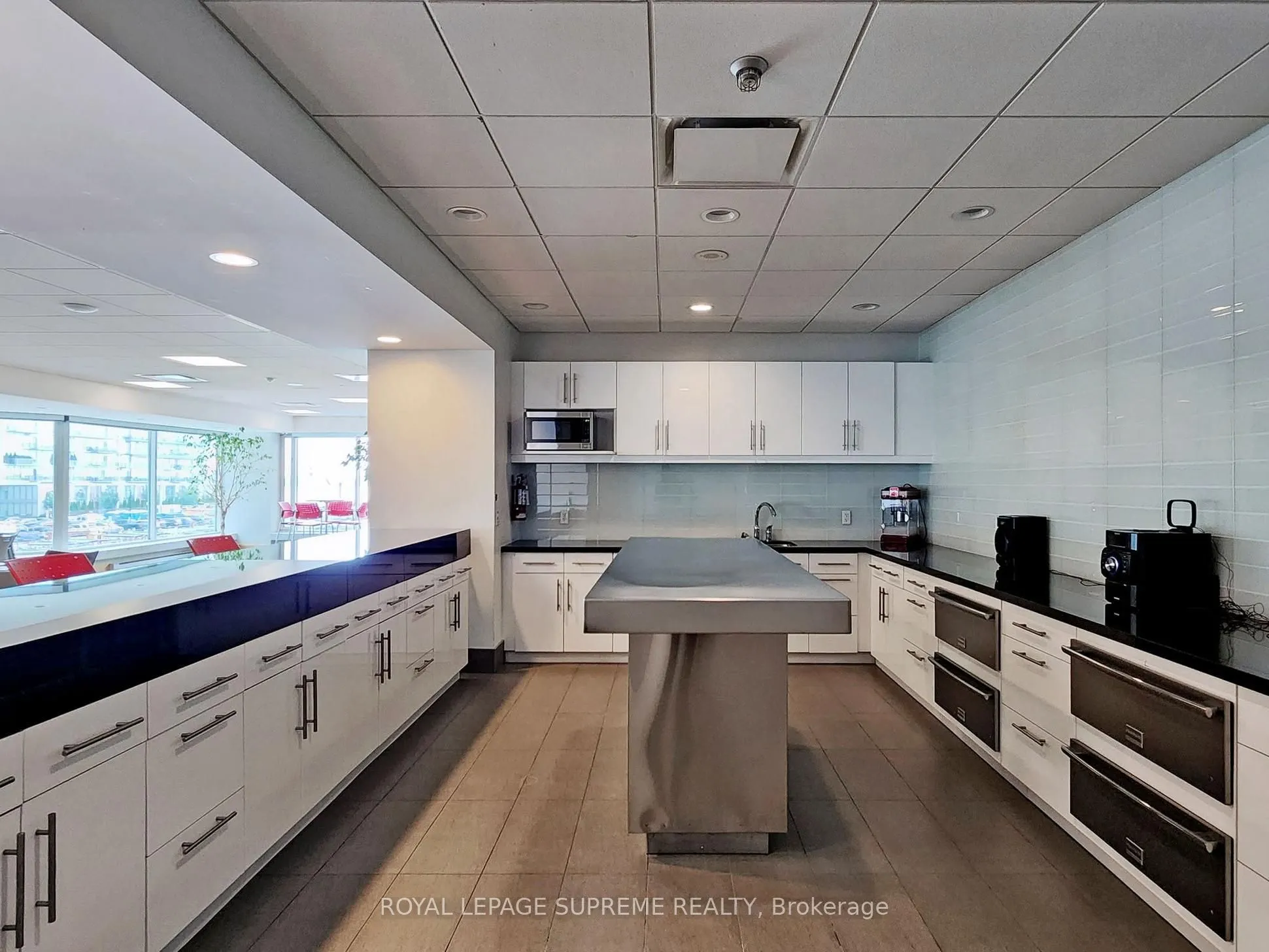 10 Queens Quay W, #2210