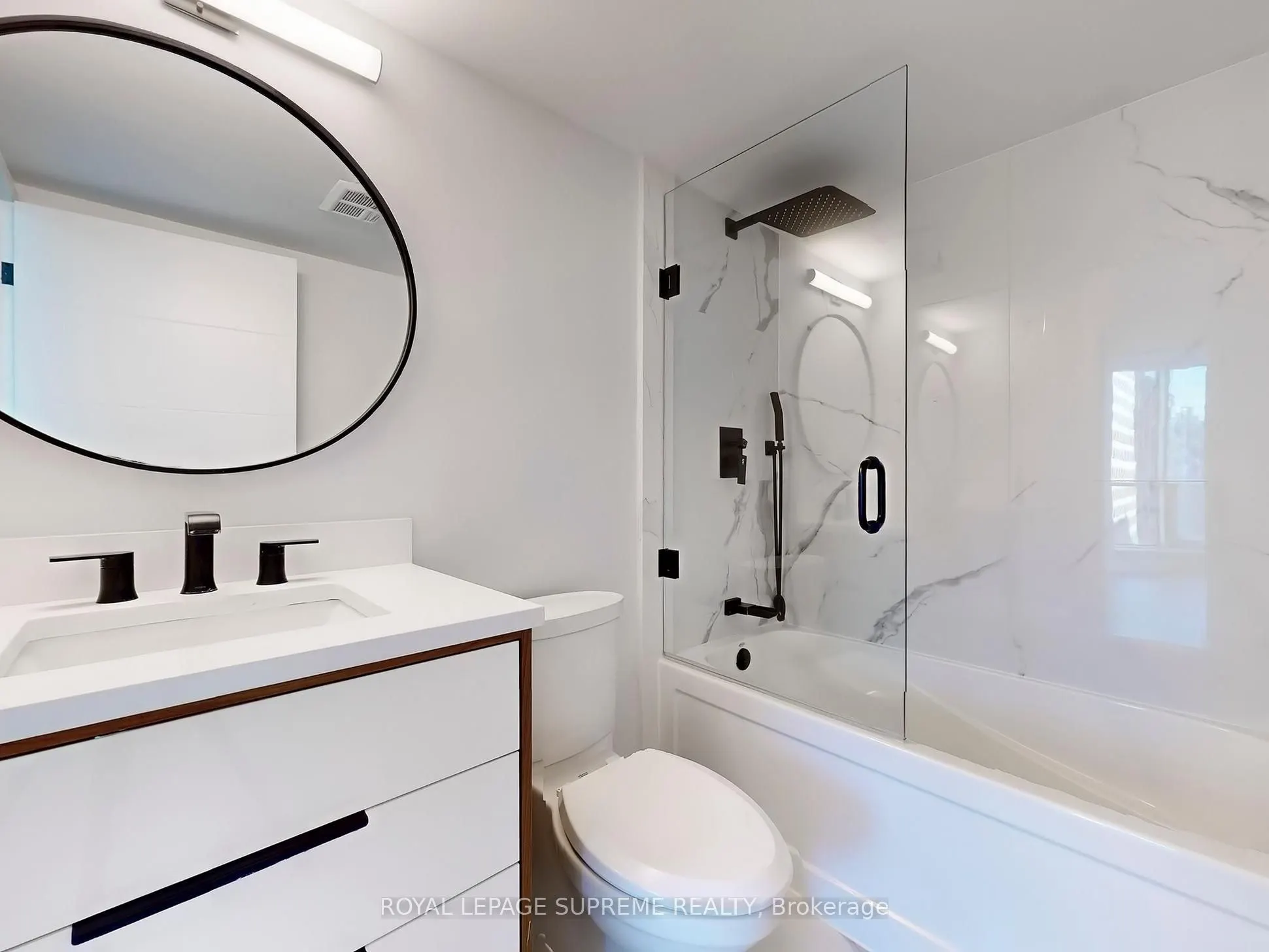10 Queens Quay W, #2210
