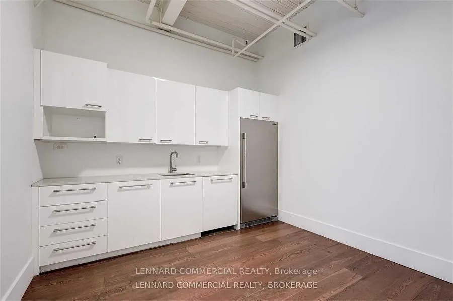 160 Pears Avenue, #310