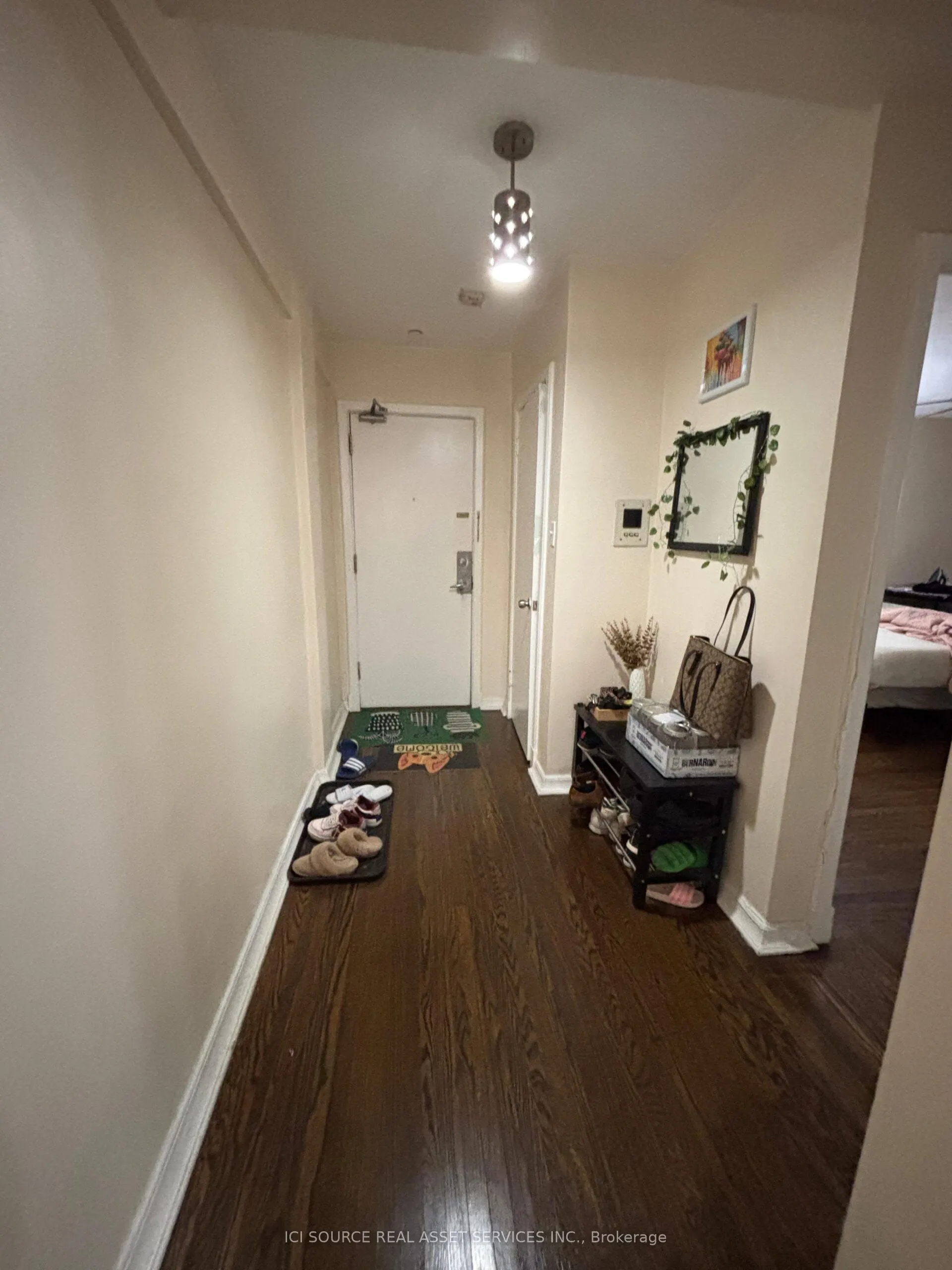 707 Eglinton Avenue W, #104