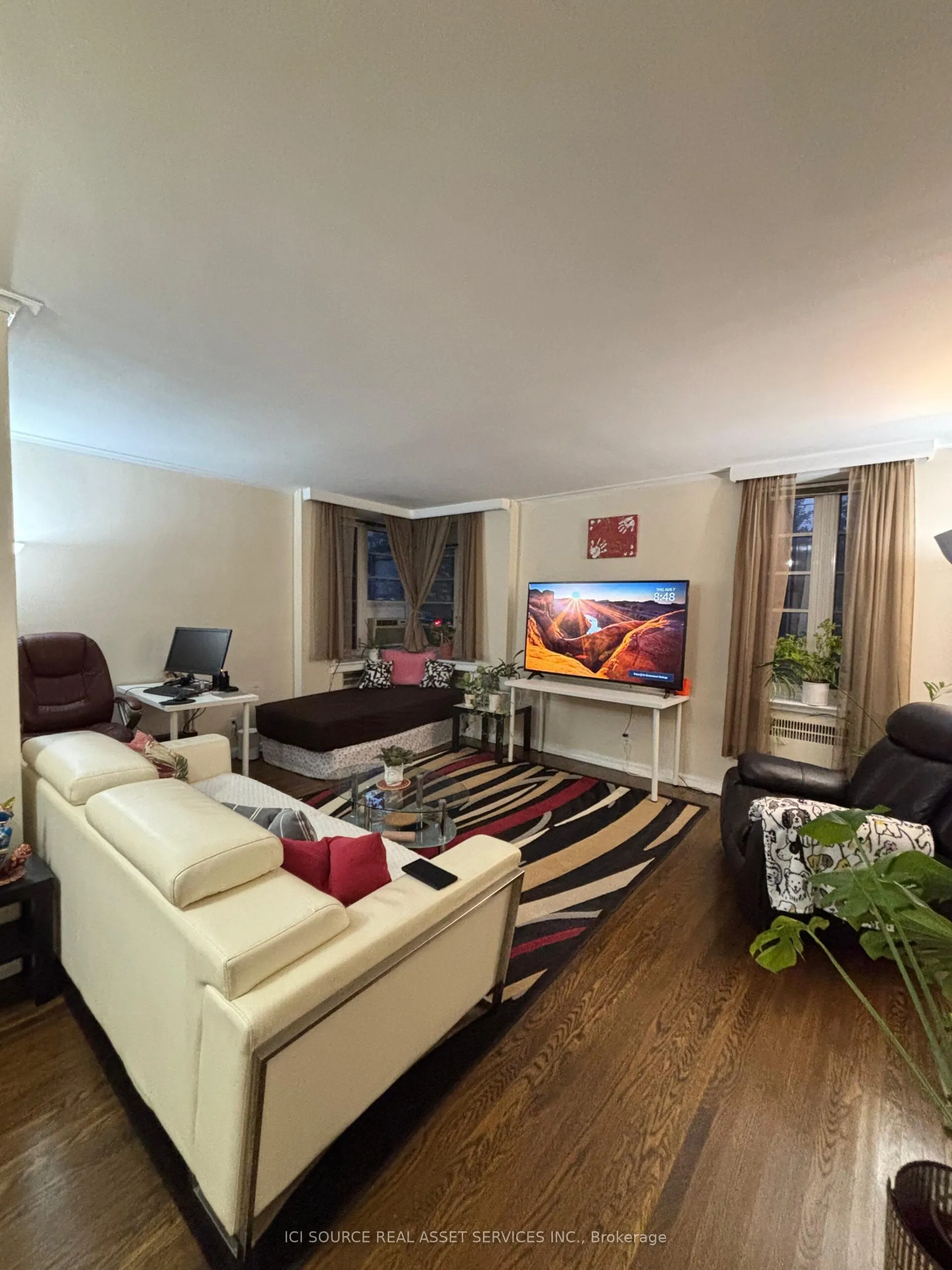 707 Eglinton Avenue W, #104