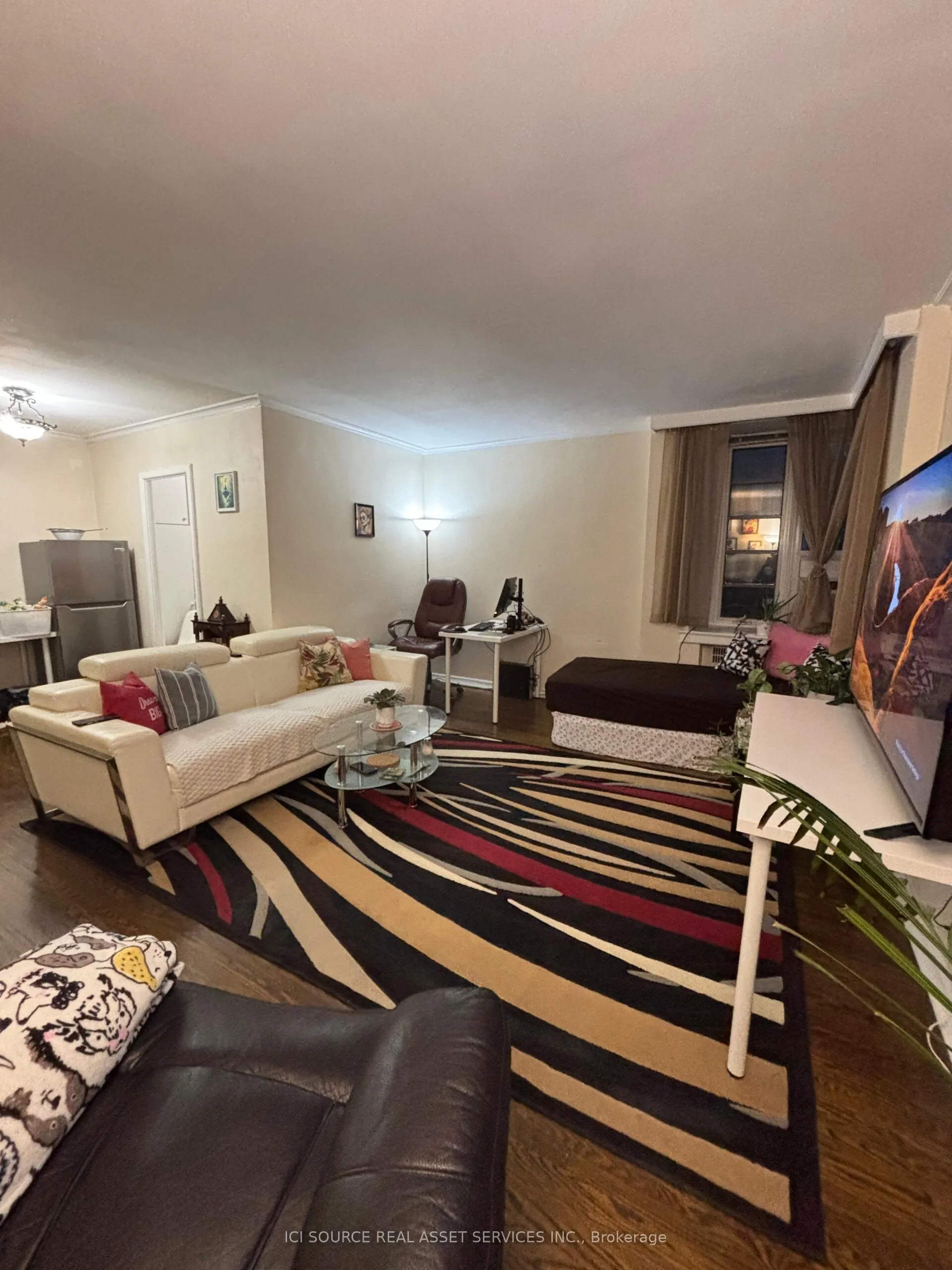 707 Eglinton Avenue W, #104