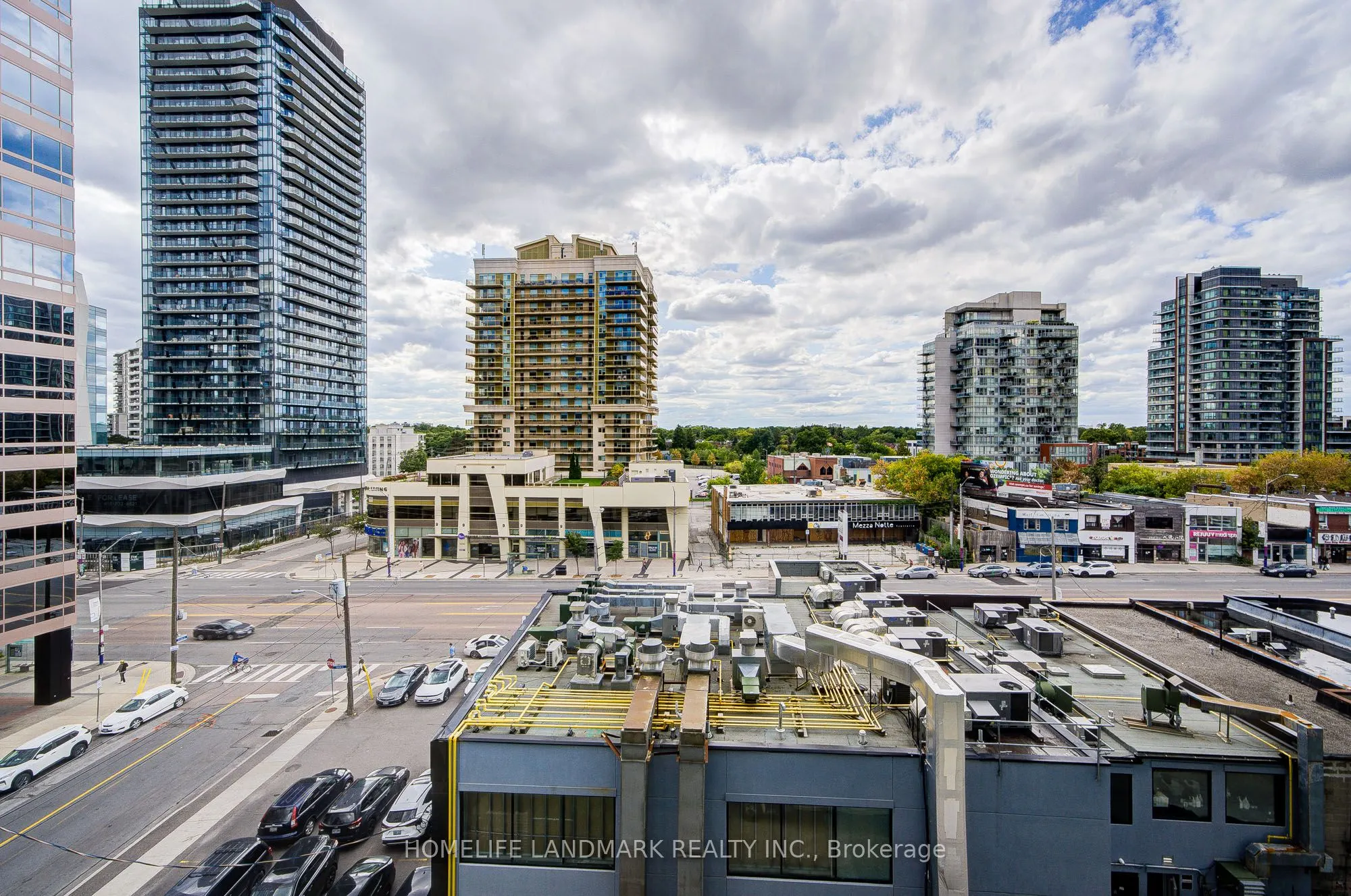26 Norton Avenue, #609