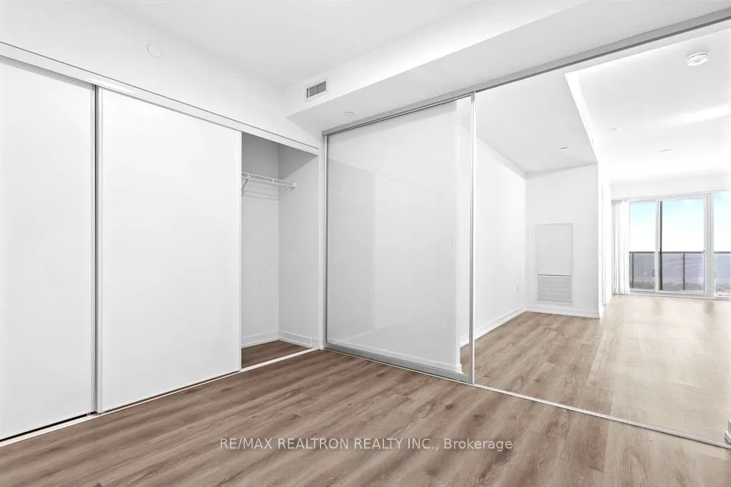 138 Downes Street, #7008