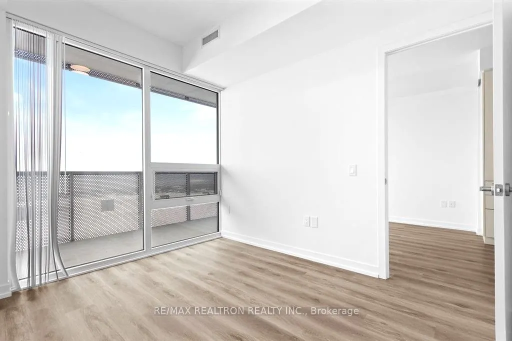 138 Downes Street, #7008
