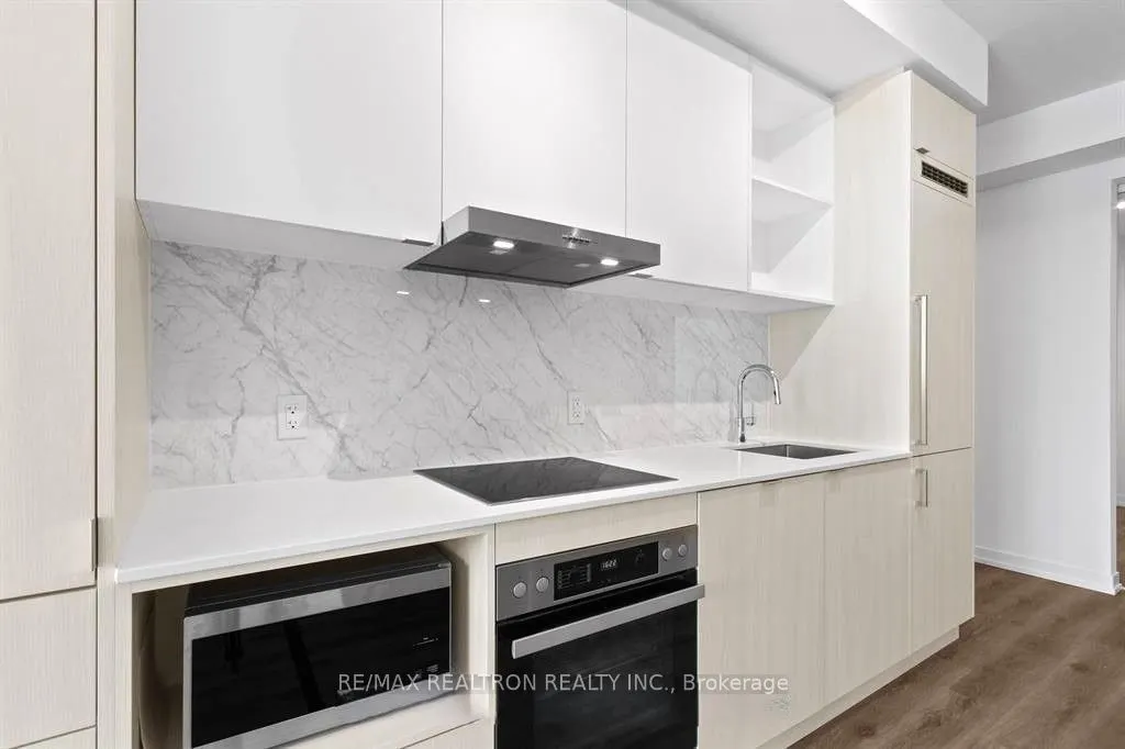 138 Downes Street, #7008