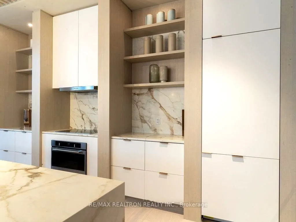 138 Downes Street, #7008