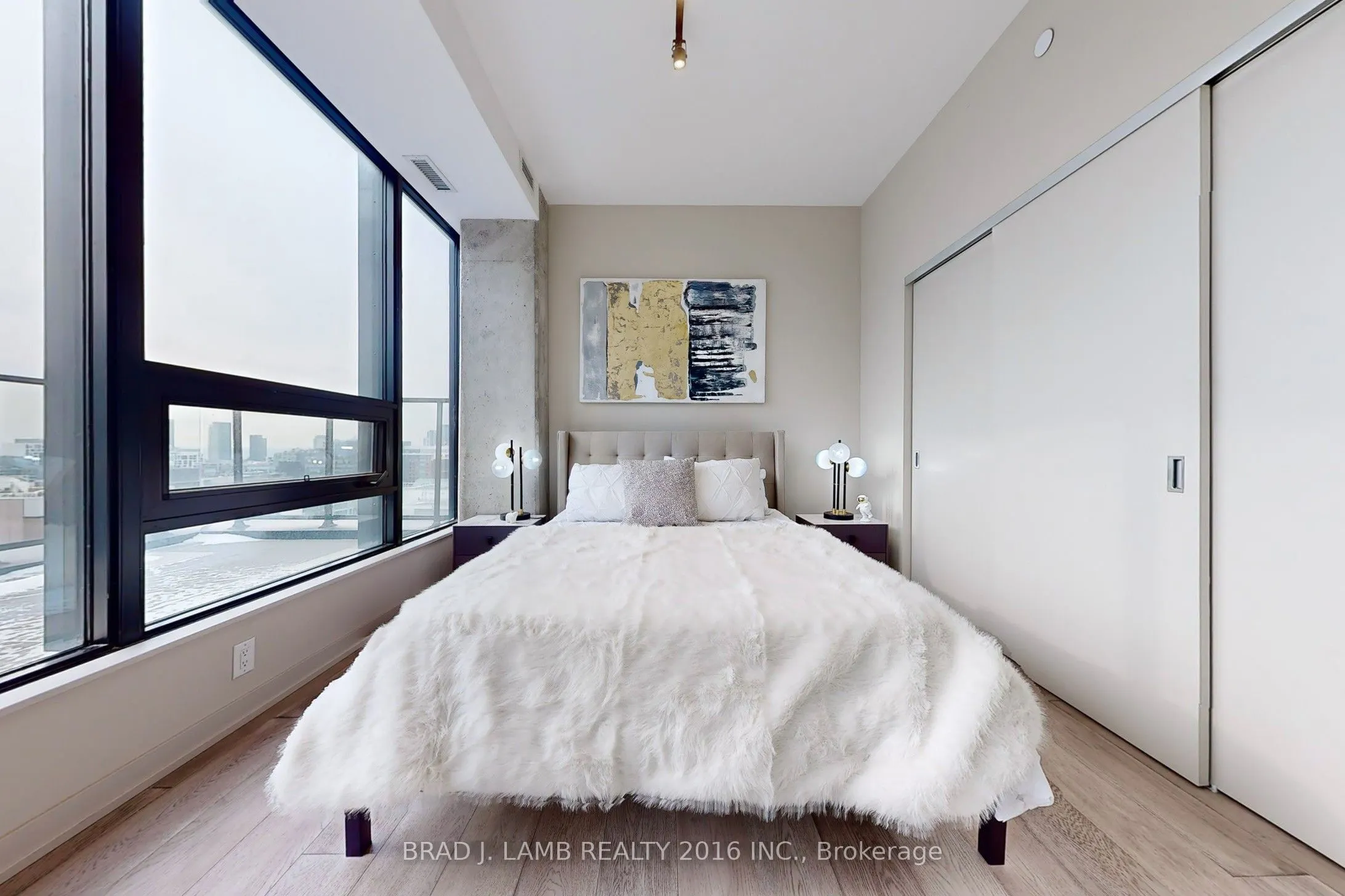 458 Richmond Street W, #1702