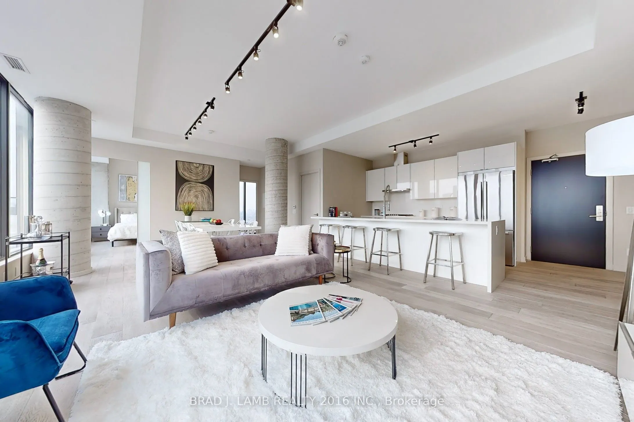 458 Richmond Street W, #1702