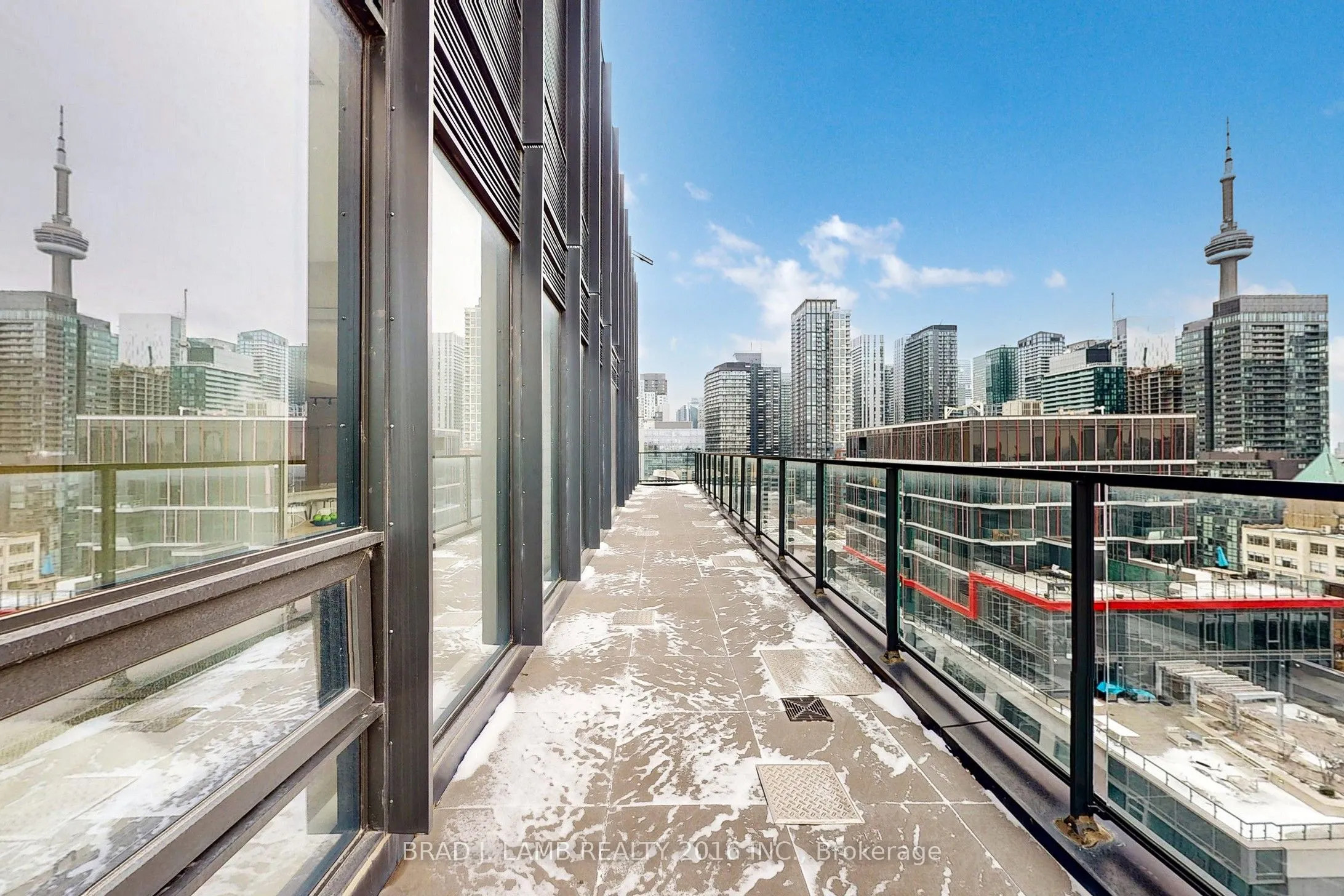 458 Richmond Street W, #1702