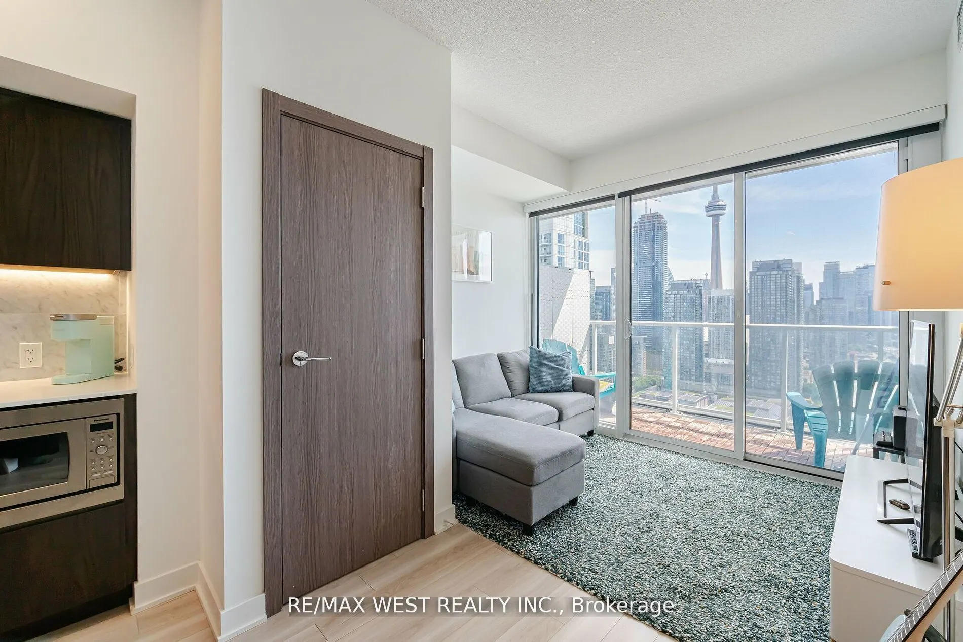 17 Bathurst Street, #3912
