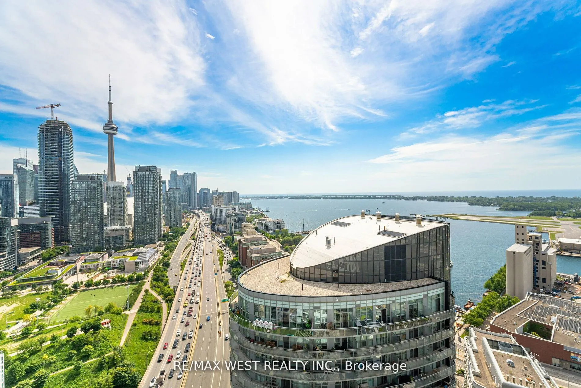 17 Bathurst Street, #3912