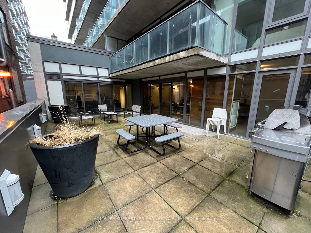 32 Camden Street, #608