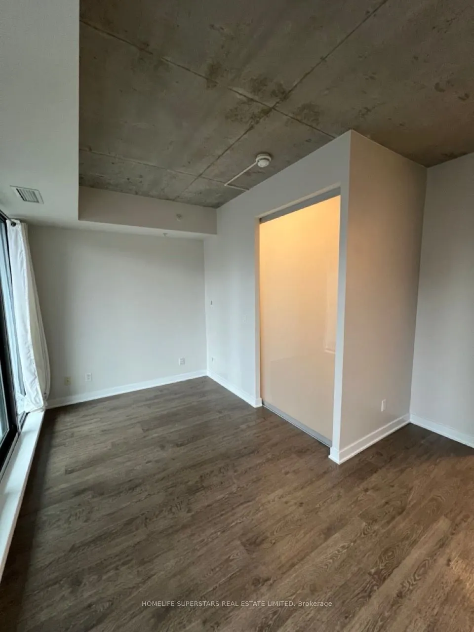 32 Camden Street, #608
