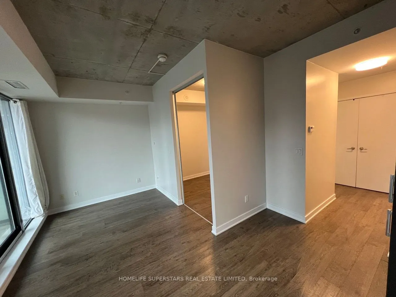 32 Camden Street, #608