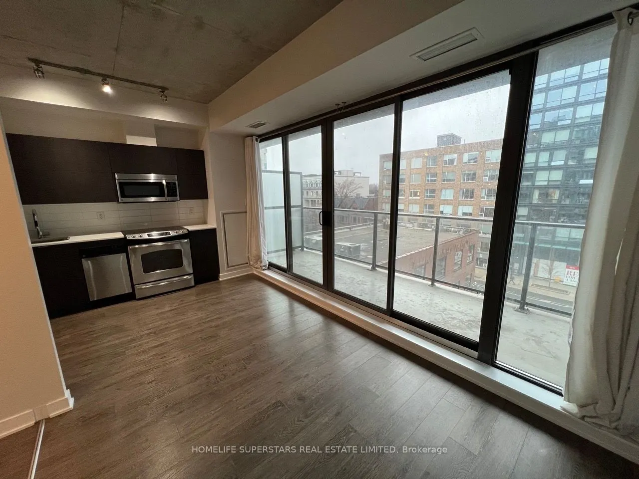 32 Camden Street, #608
