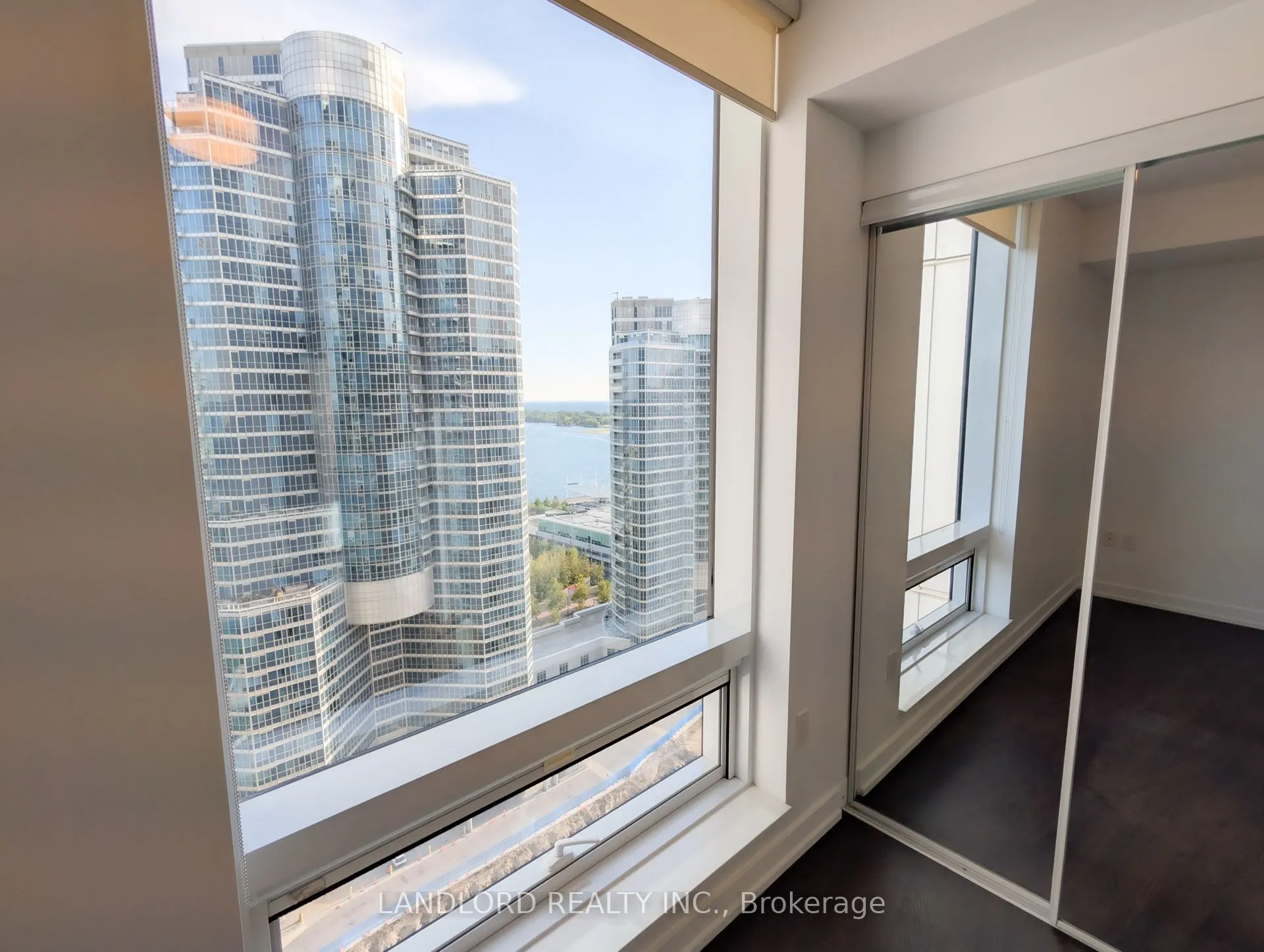 10 York Street, #2410