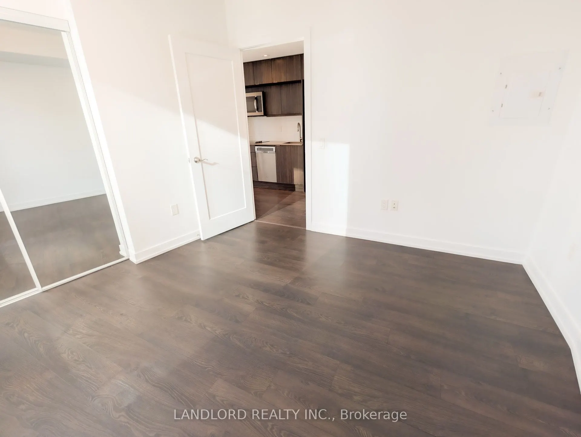 10 York Street, #2410