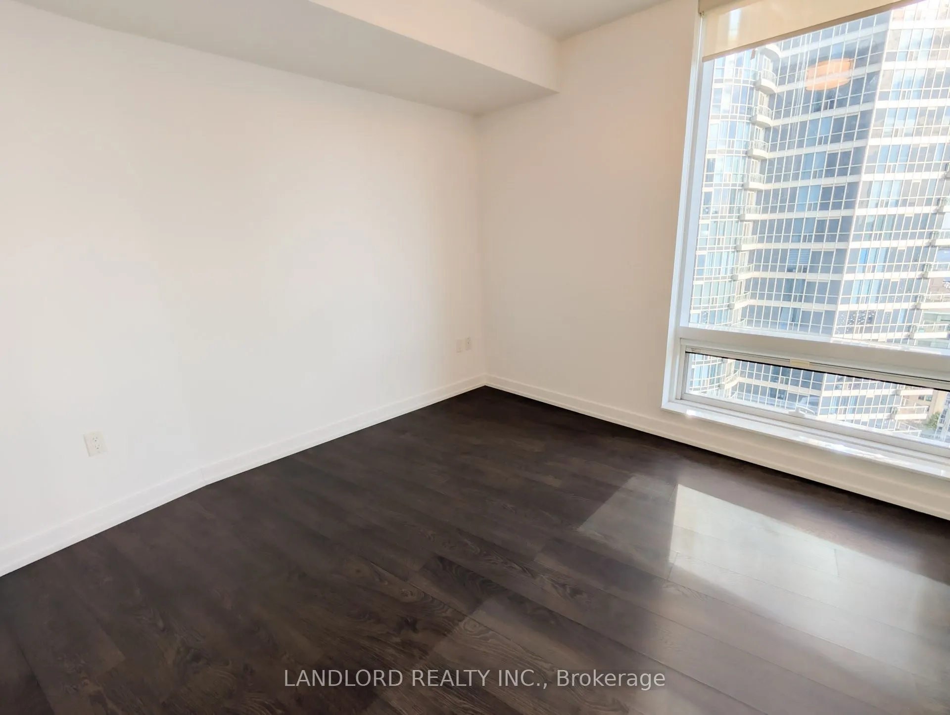 10 York Street, #2410