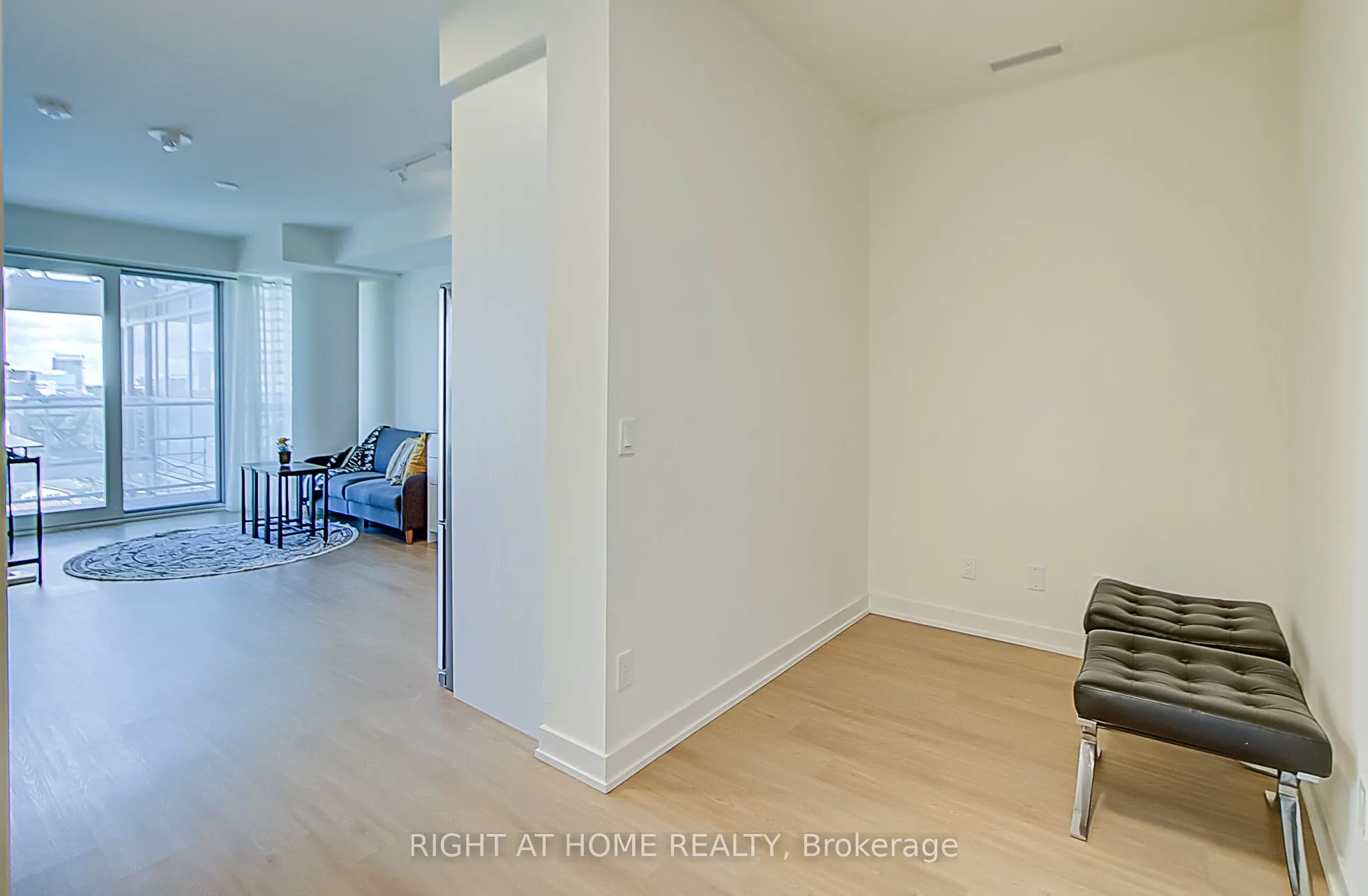 10 Deerlick Court, #1107