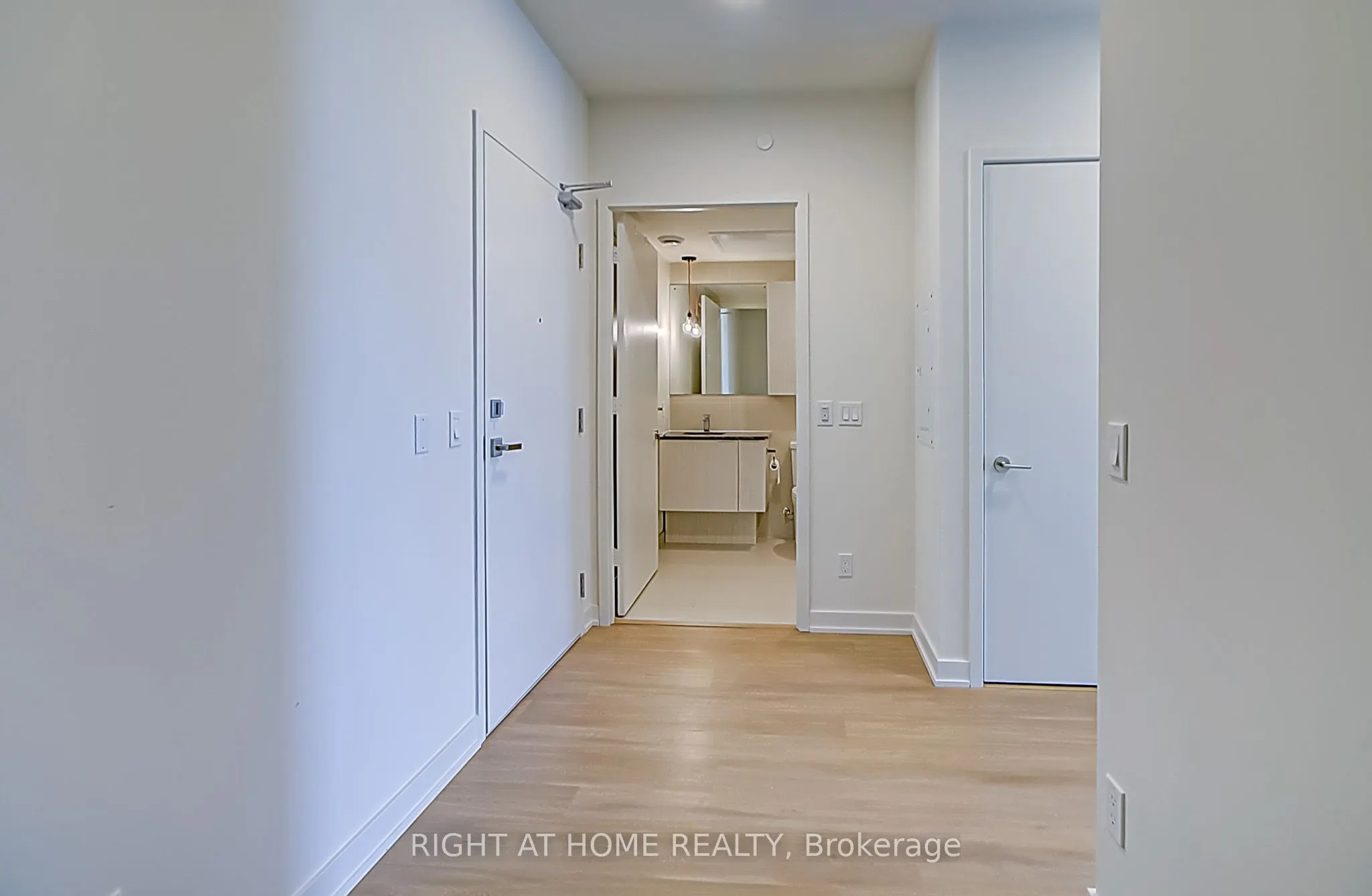 10 Deerlick Court, #1107