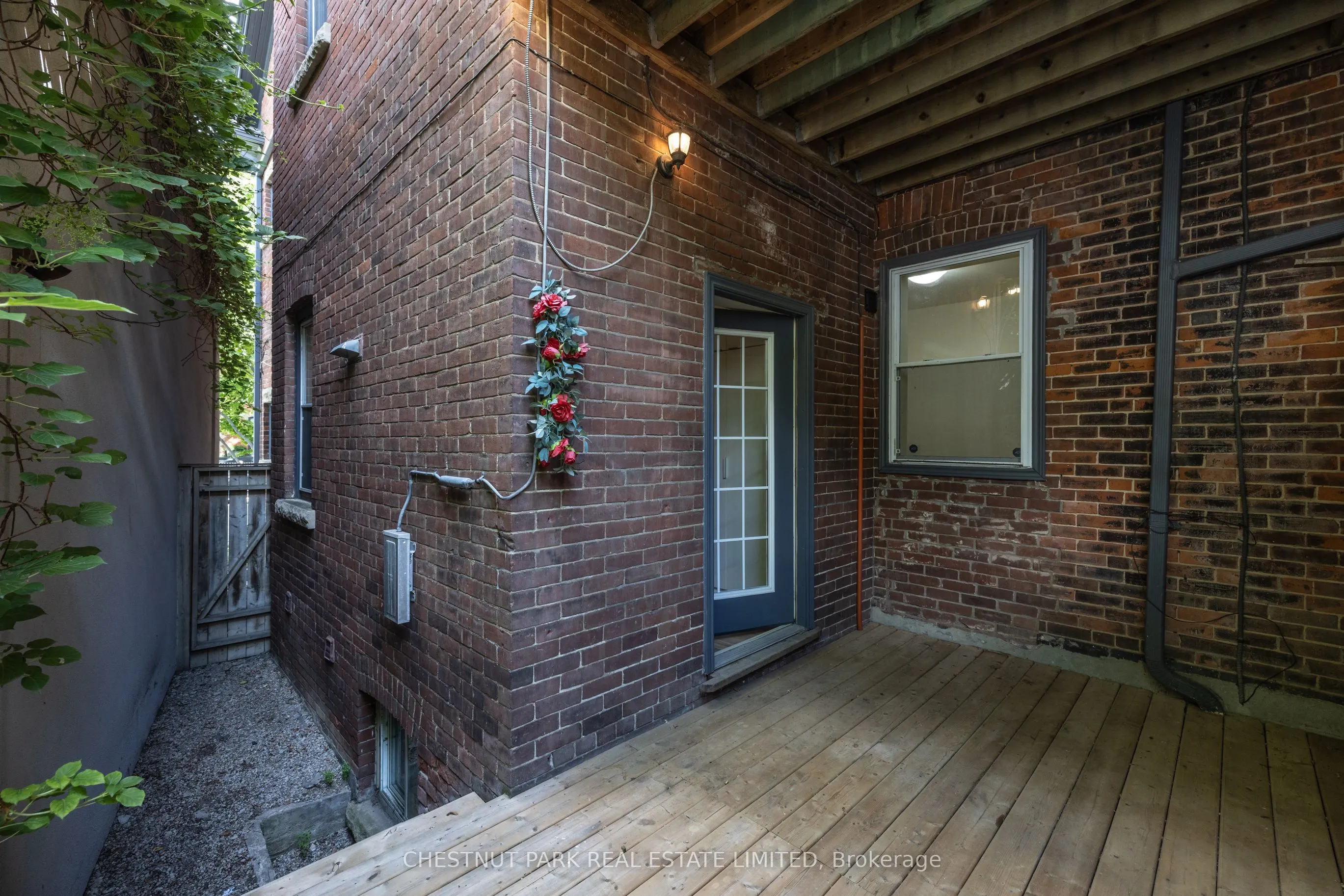 4 Maple Avenue