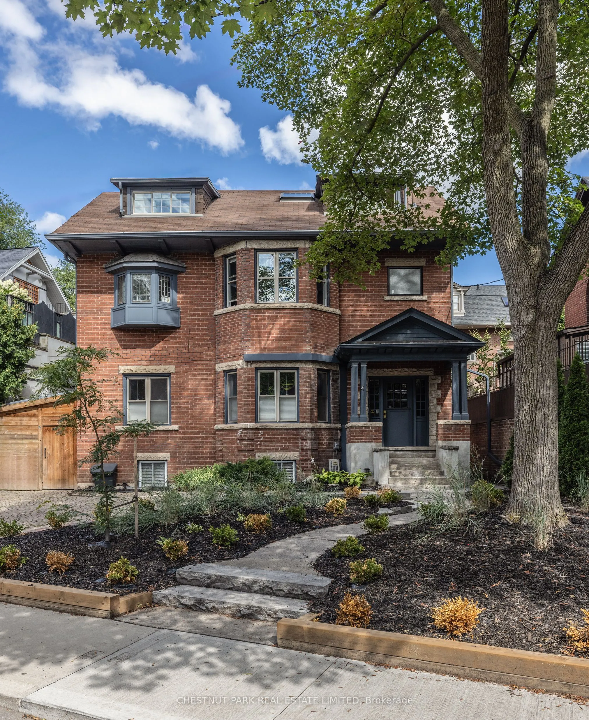 4 Maple Avenue