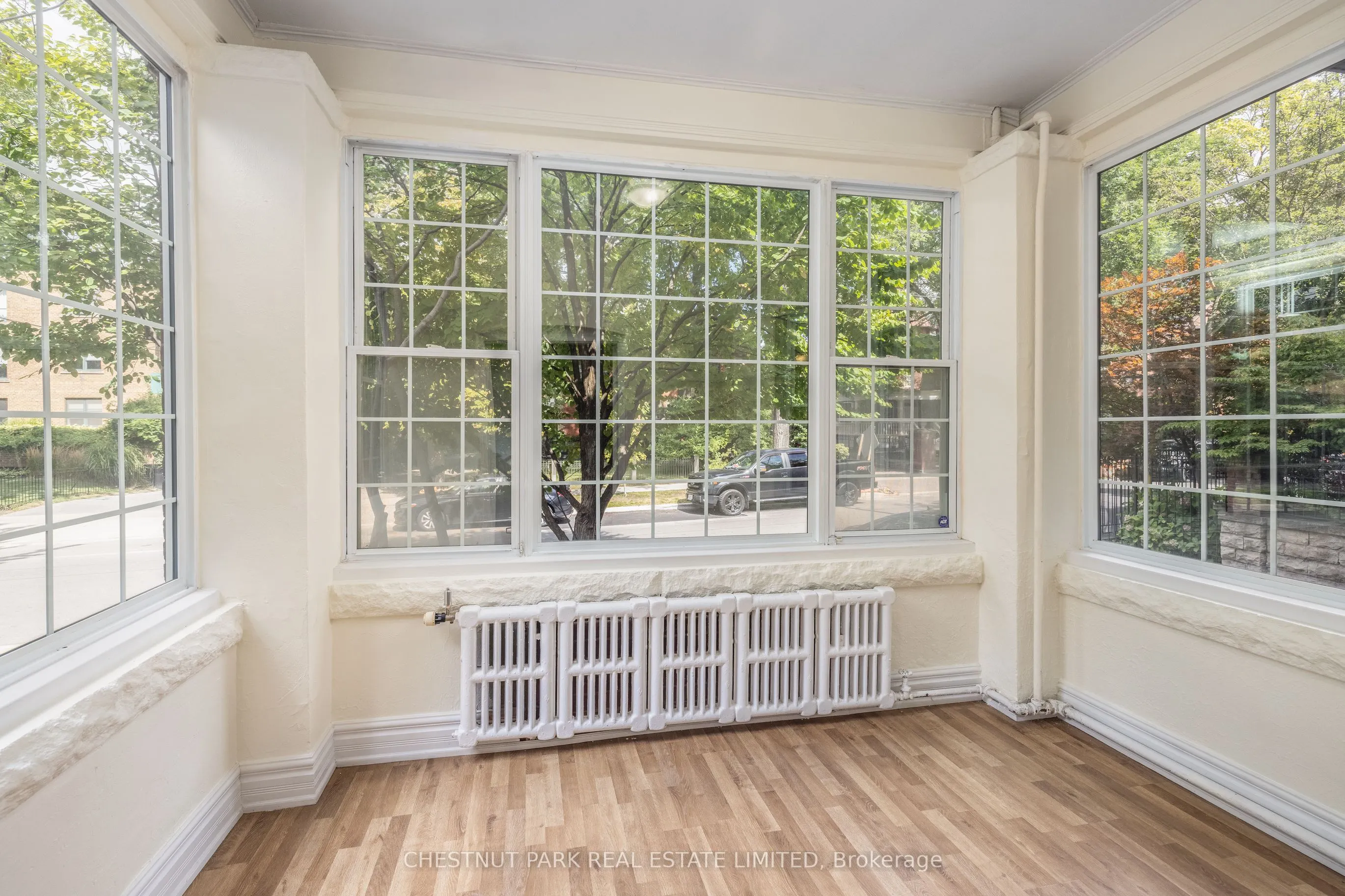 4 Maple Avenue